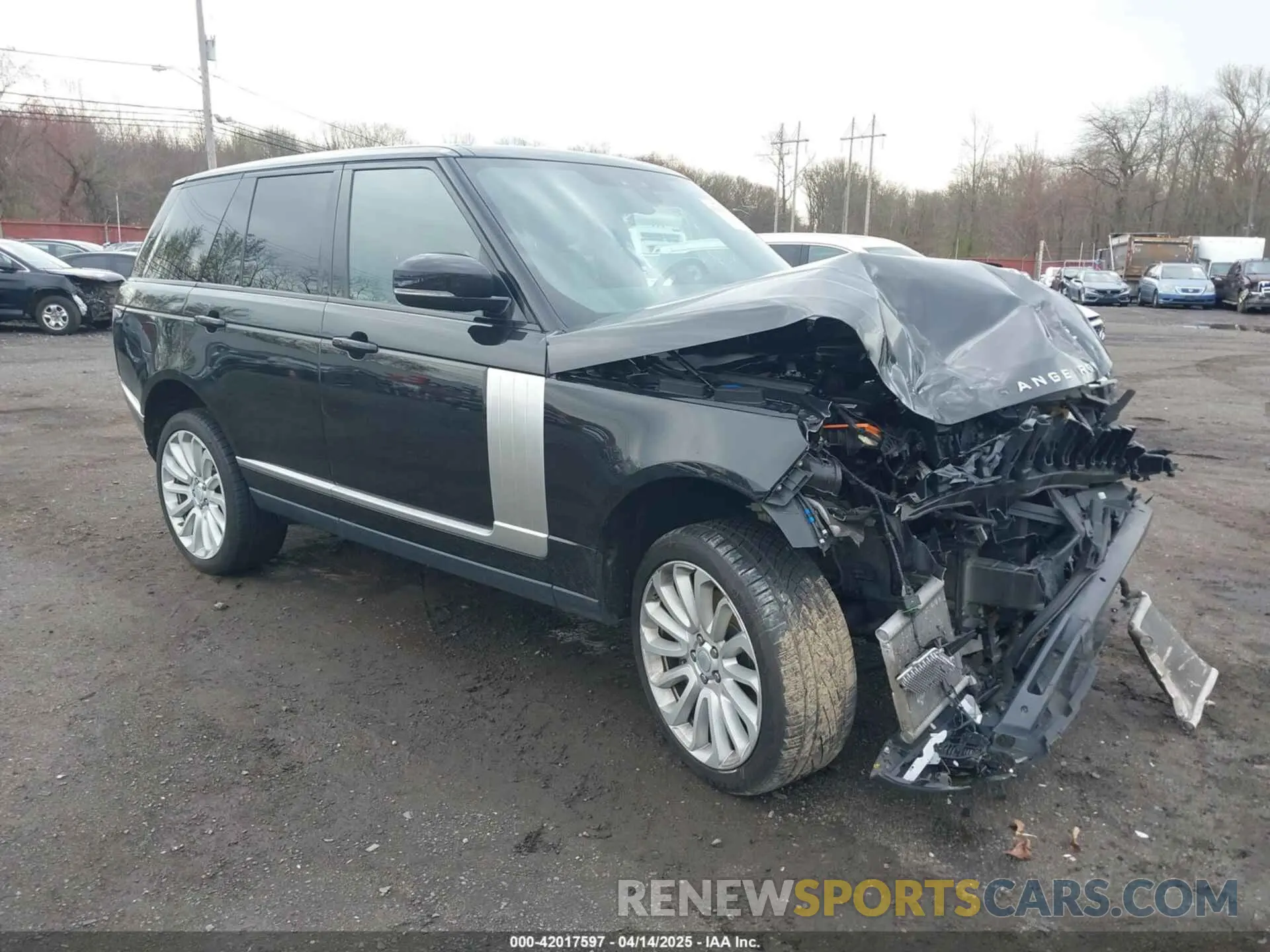 18 Photograph of a damaged car SALGS2RU3MA422587 LAND ROVER RANGE ROVER 2021