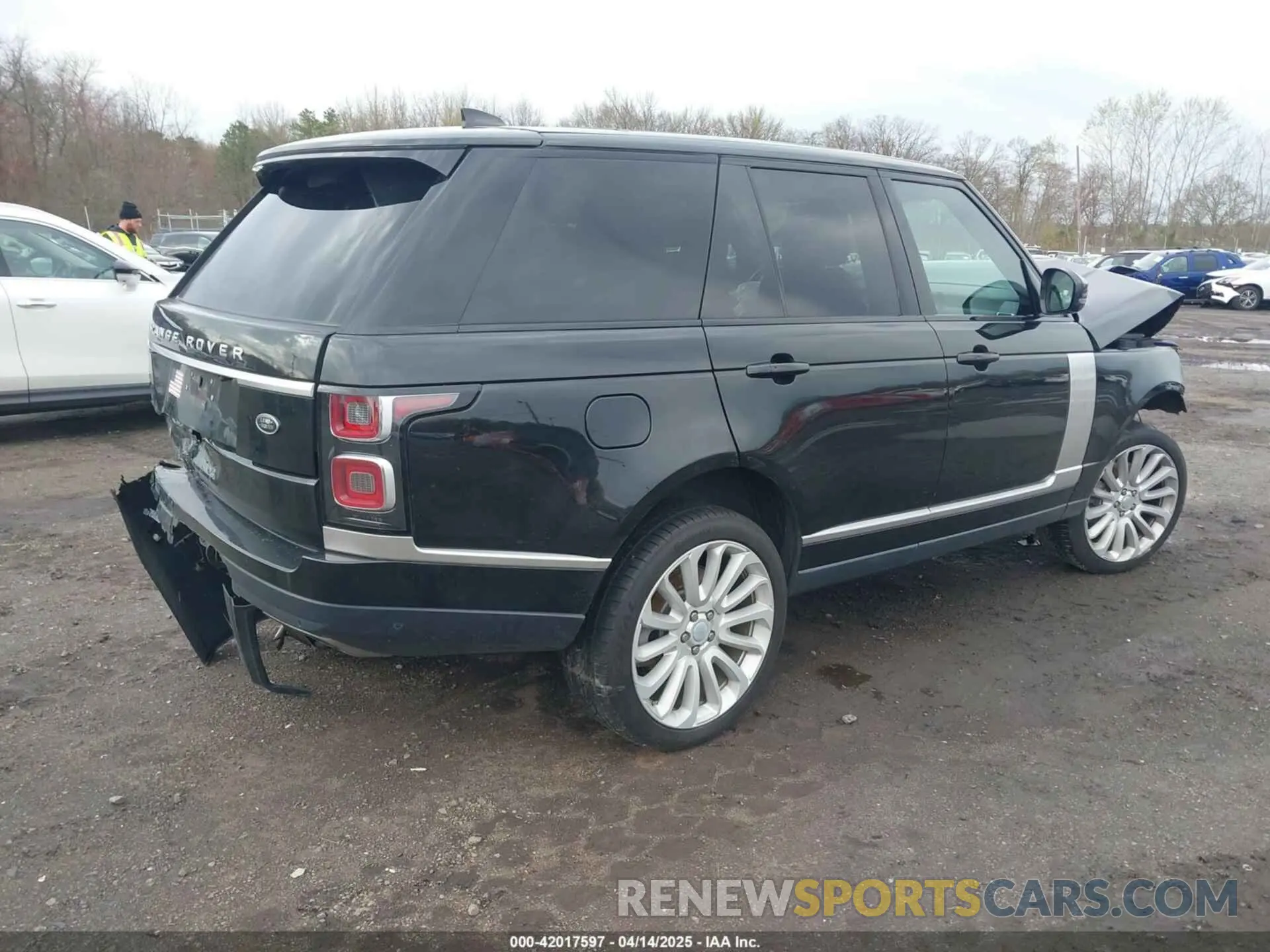 4 Photograph of a damaged car SALGS2RU3MA422587 LAND ROVER RANGE ROVER 2021