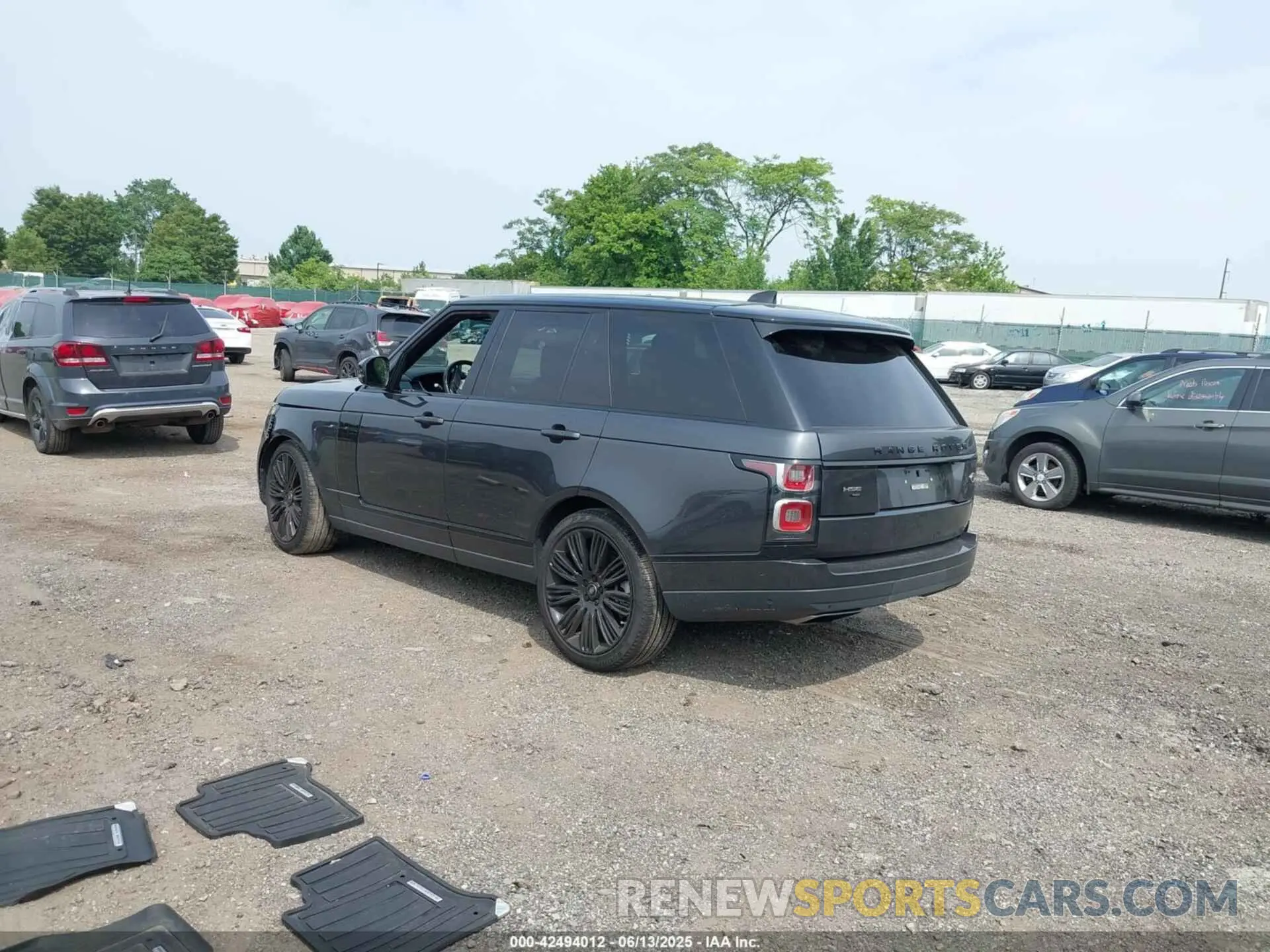 3 Photograph of a damaged car SALGS2RU3MA423688 LAND ROVER RANGE ROVER 2021