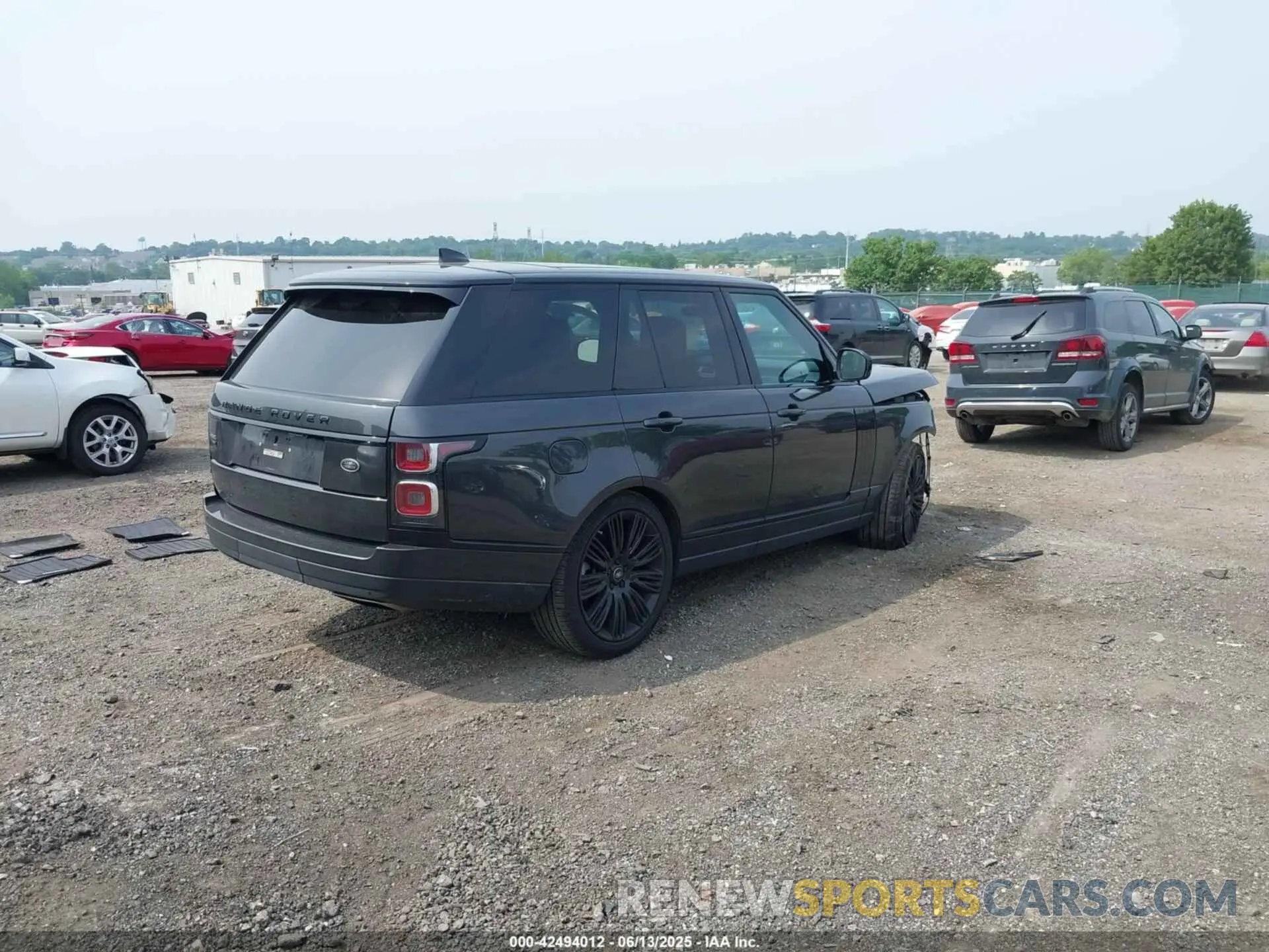 4 Photograph of a damaged car SALGS2RU3MA423688 LAND ROVER RANGE ROVER 2021