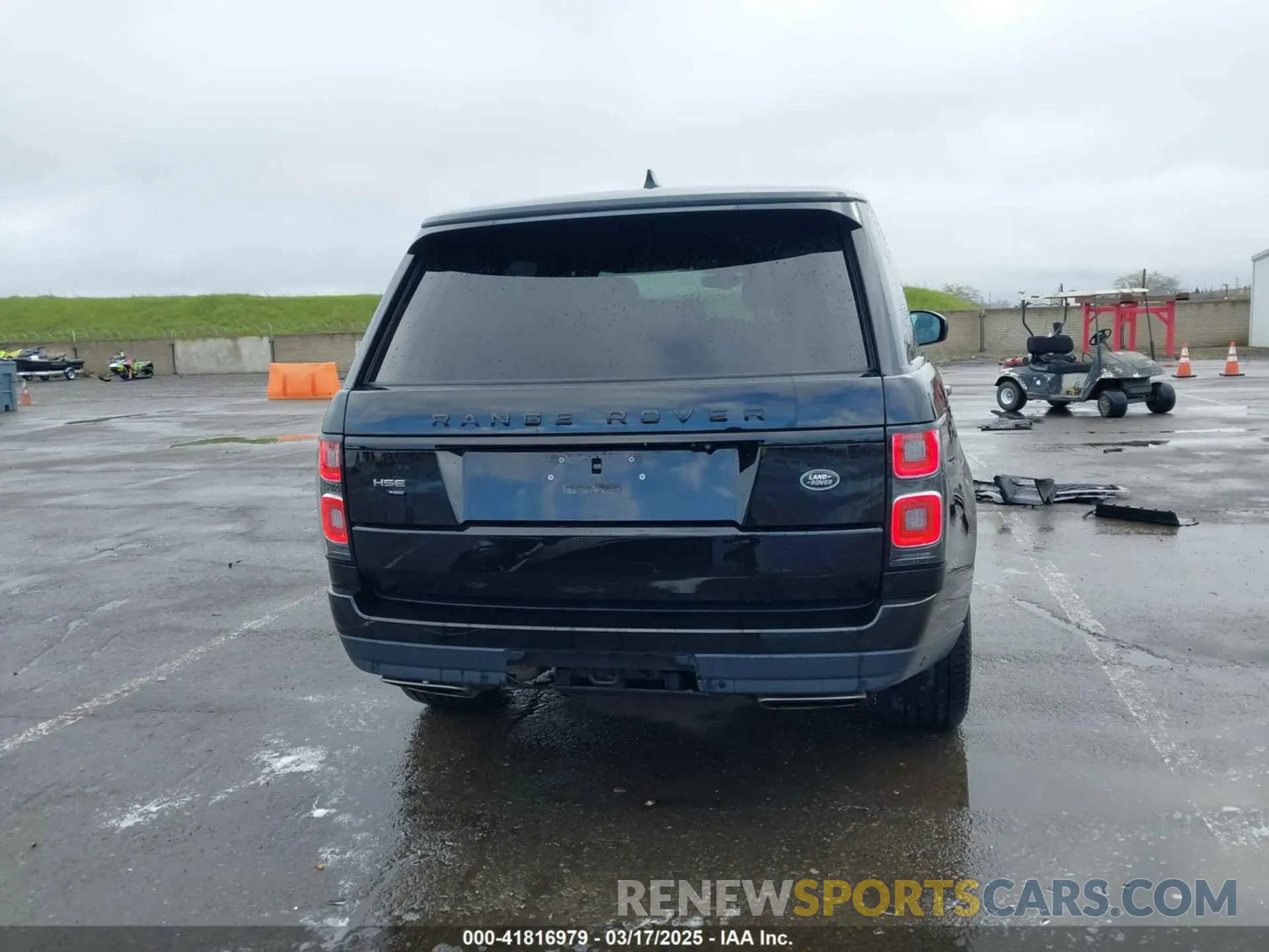 17 Photograph of a damaged car SALGS2RU4MA453296 LAND ROVER RANGE ROVER 2021