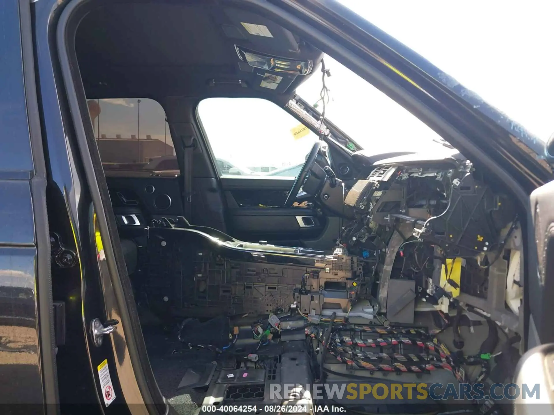 5 Photograph of a damaged car SALGS2RU6MA438847 LAND ROVER RANGE ROVER 2021