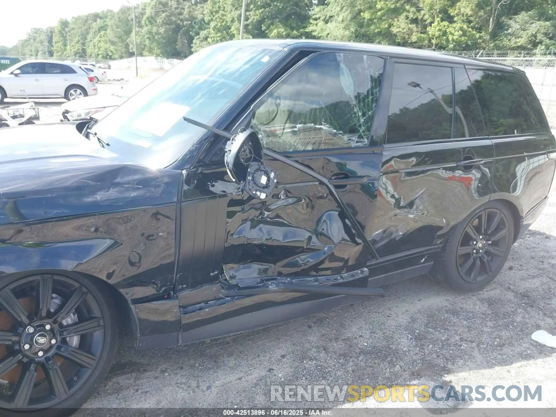6 Photograph of a damaged car SALGS2RU8MA435190 LAND ROVER RANGE ROVER 2021