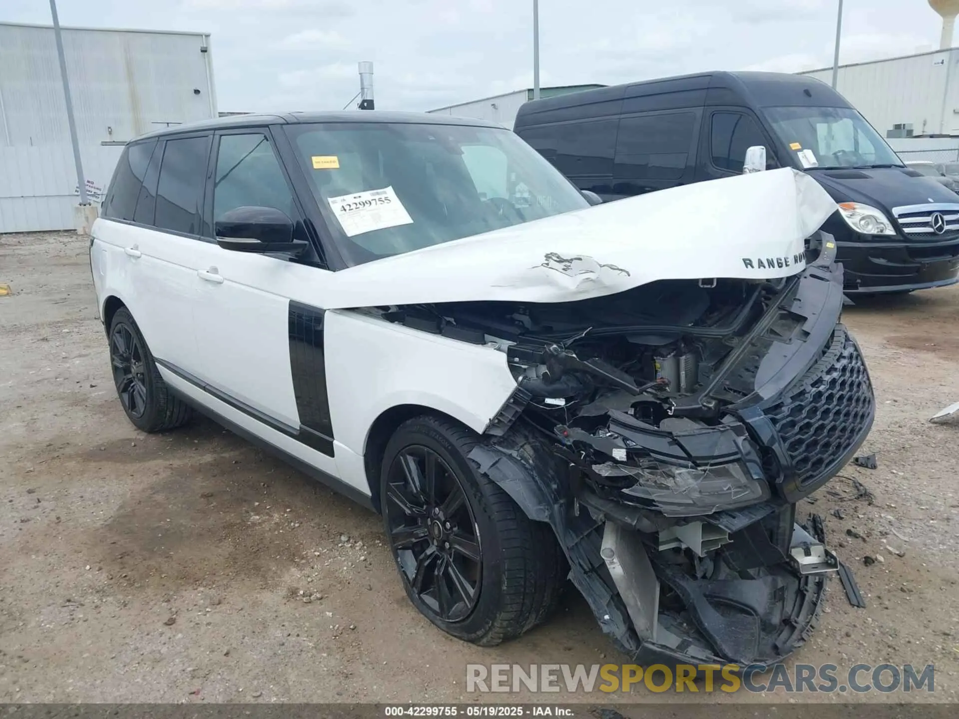 1 Photograph of a damaged car SALGS2RU9MA444674 LAND ROVER RANGE ROVER 2021
