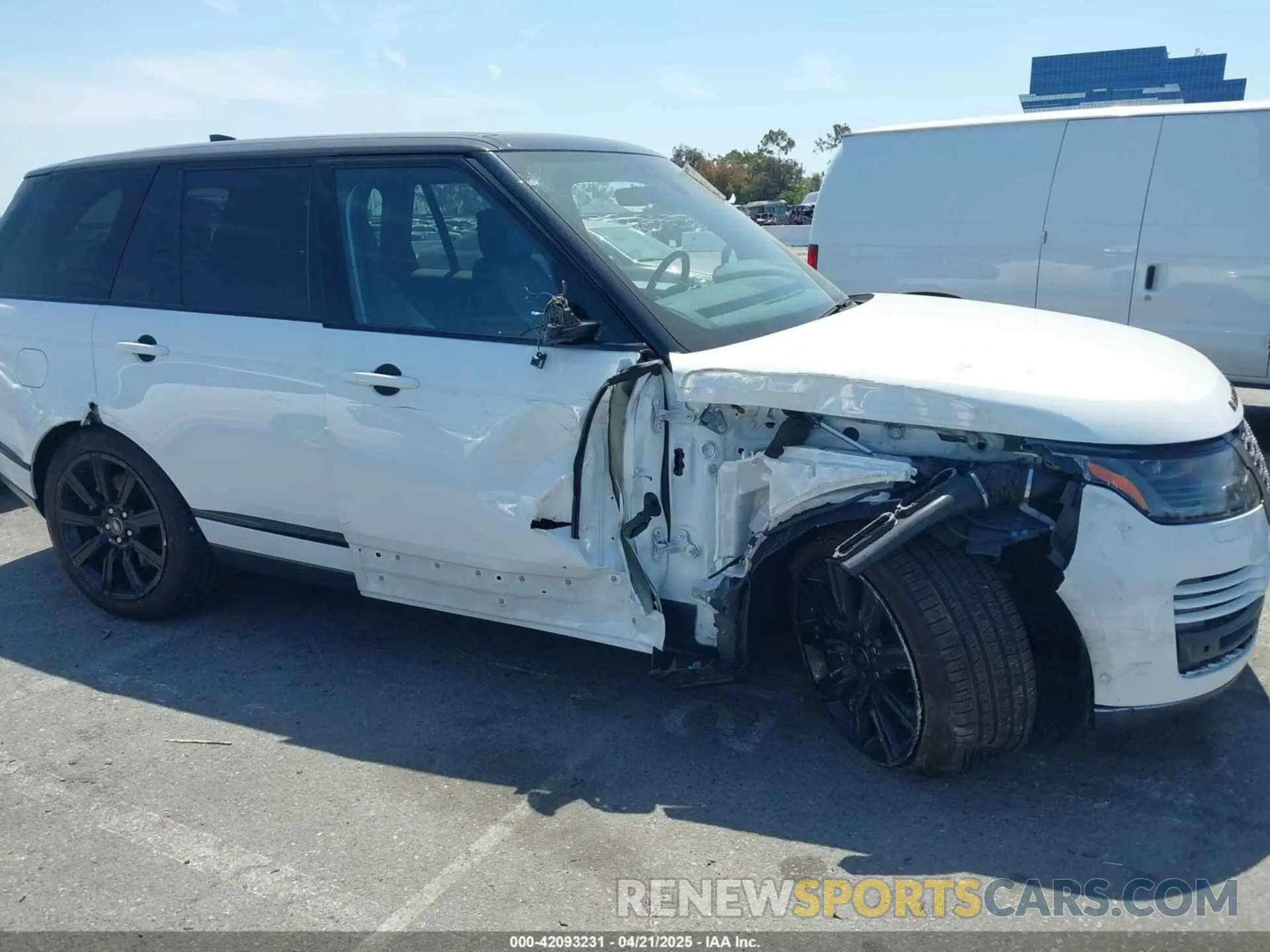 6 Photograph of a damaged car SALGS2RUXMA446580 LAND ROVER RANGE ROVER 2021