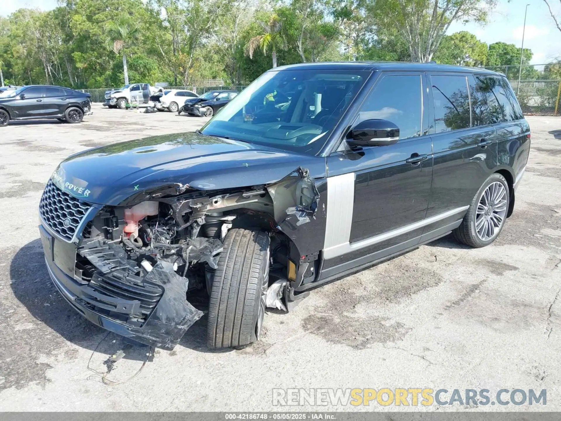 2 Photograph of a damaged car SALGS2SE0MA439172 LAND ROVER RANGE ROVER 2021
