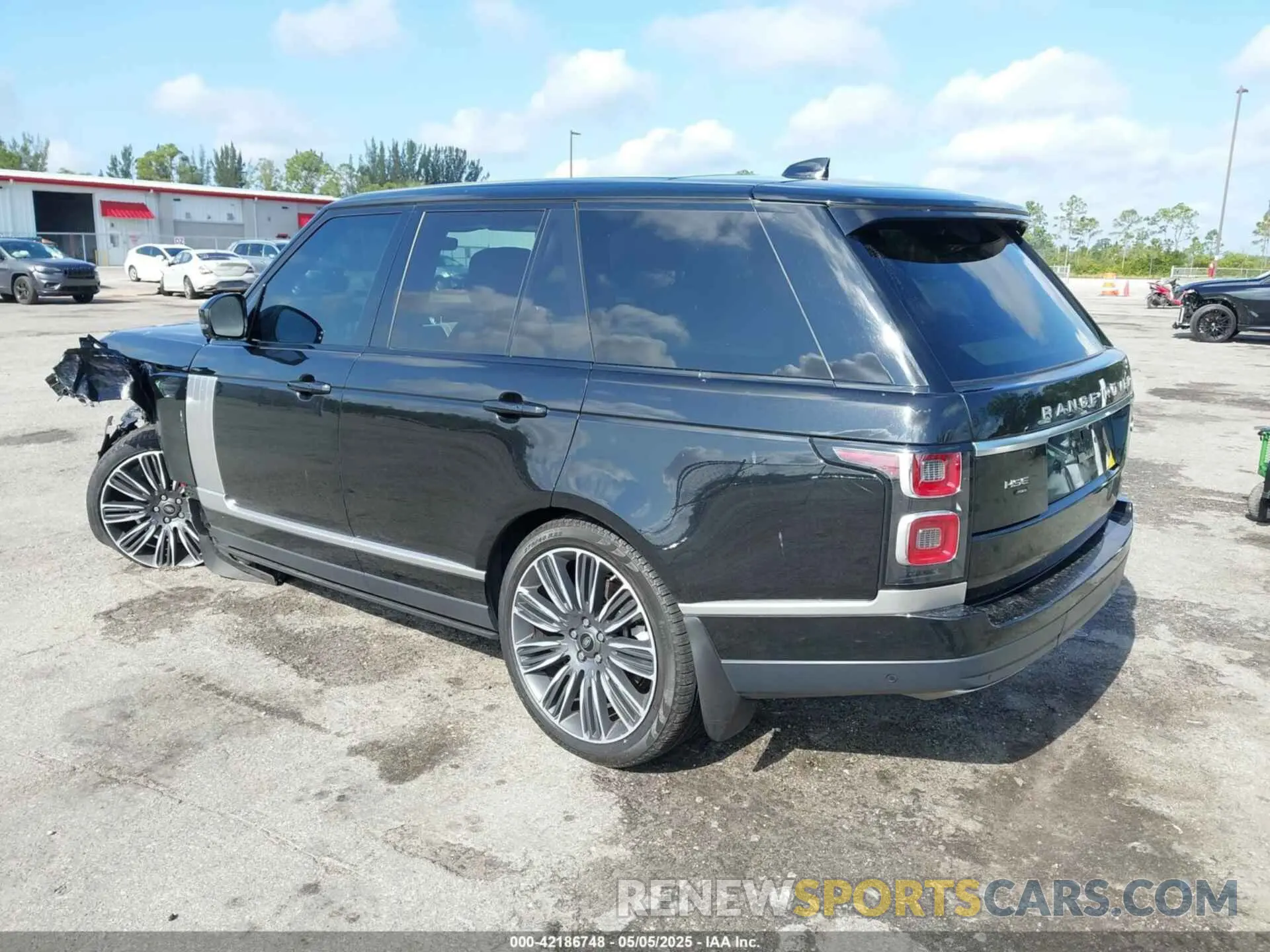 3 Photograph of a damaged car SALGS2SE0MA439172 LAND ROVER RANGE ROVER 2021