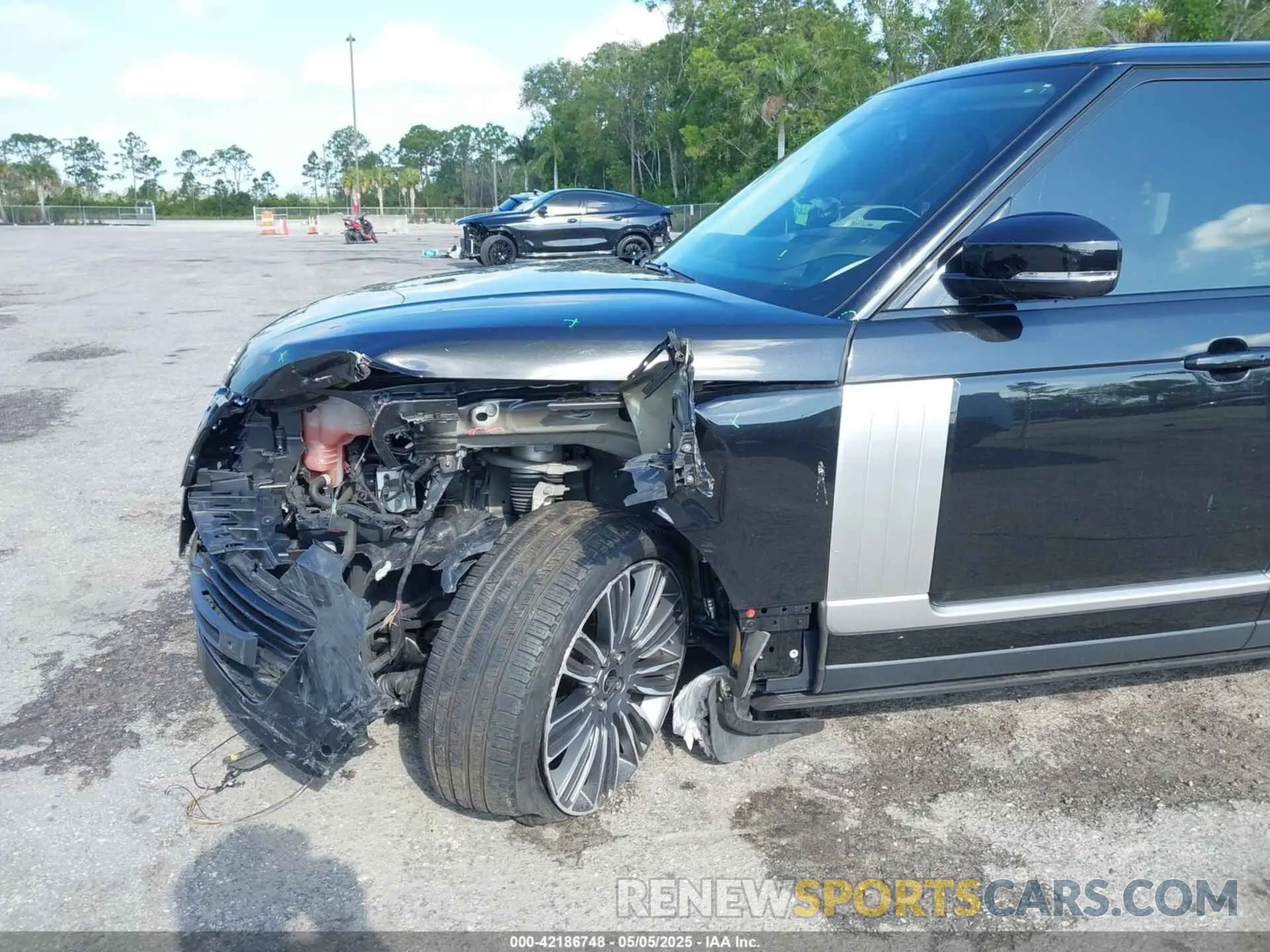 6 Photograph of a damaged car SALGS2SE0MA439172 LAND ROVER RANGE ROVER 2021