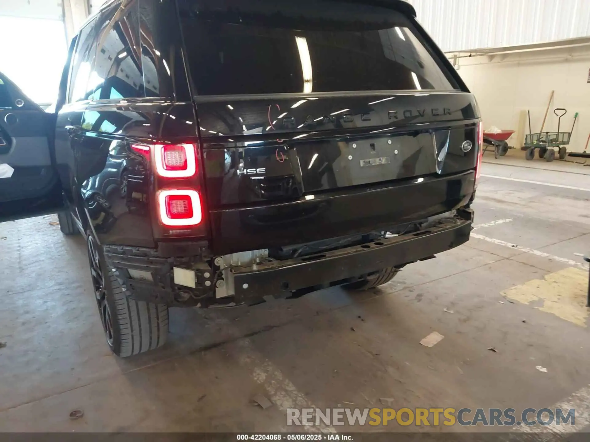 20 Photograph of a damaged car SALGS2SE8MA438691 LAND ROVER RANGE ROVER 2021