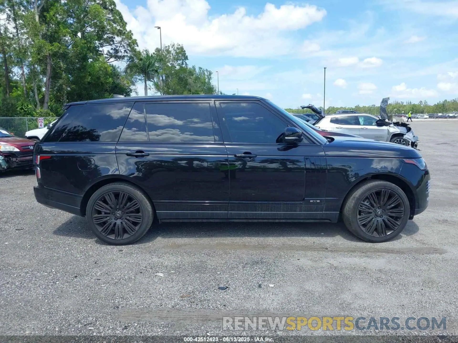13 Photograph of a damaged car SALGS5SE1MA416243 LAND ROVER RANGE ROVER 2021