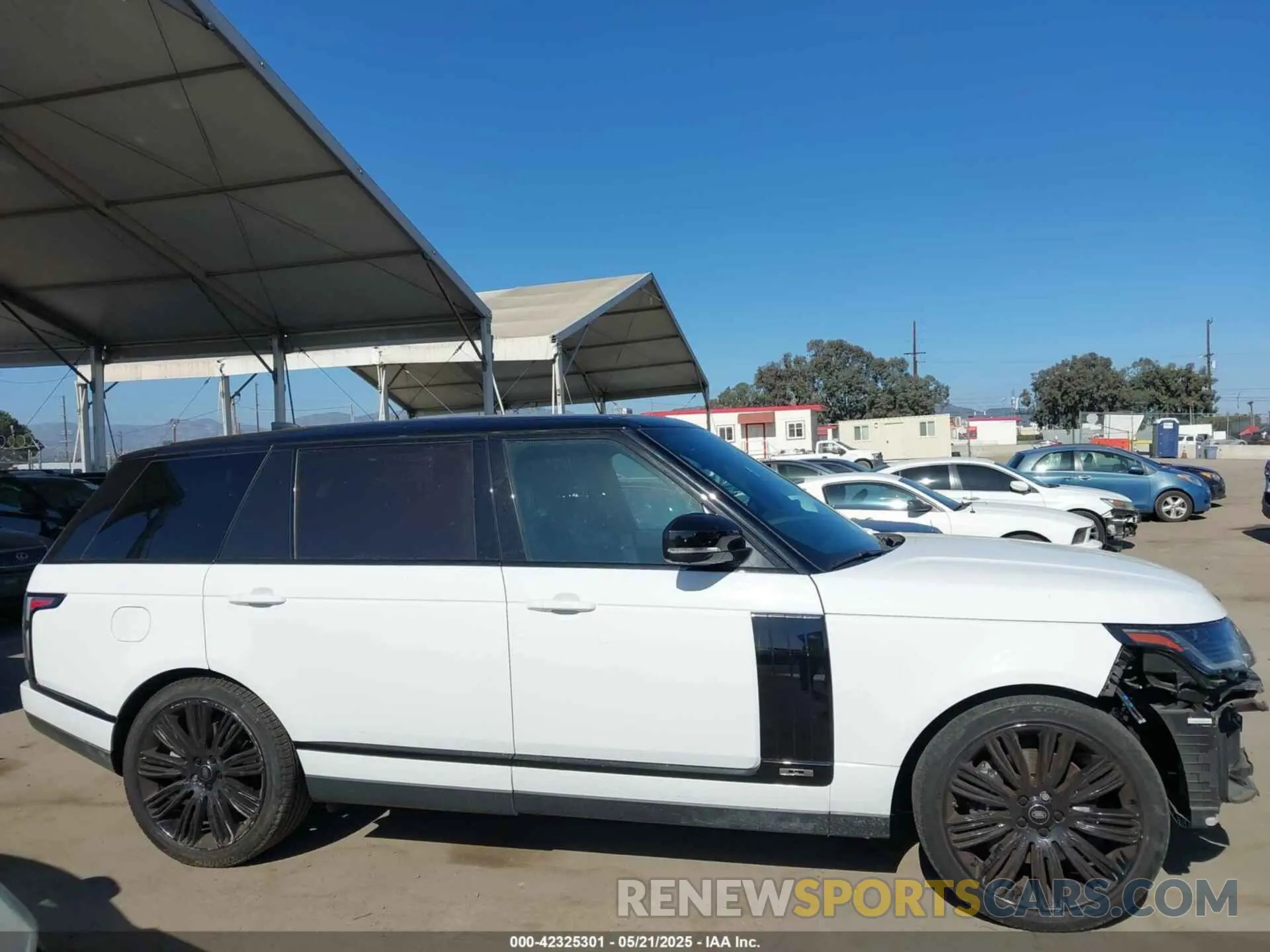 14 Photograph of a damaged car SALGS5SE7MA431958 LAND ROVER RANGE ROVER 2021