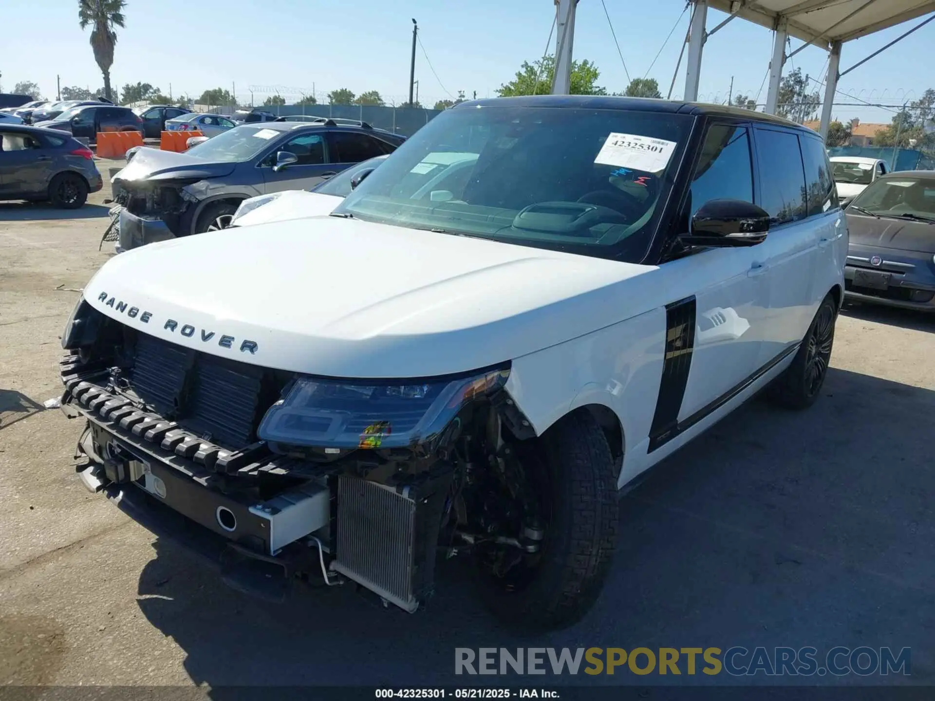 2 Photograph of a damaged car SALGS5SE7MA431958 LAND ROVER RANGE ROVER 2021