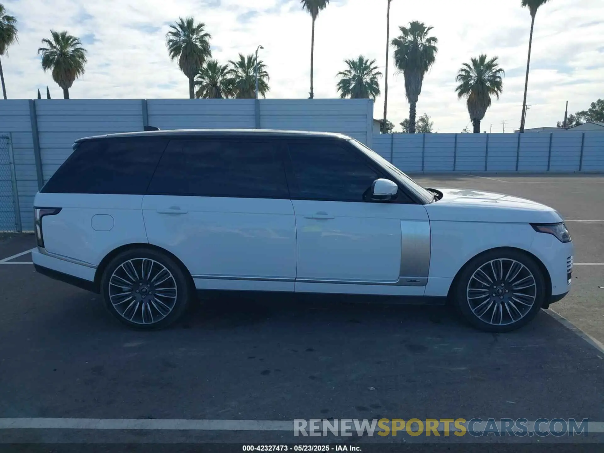 13 Photograph of a damaged car SALGS5SEXMA432828 LAND ROVER RANGE ROVER 2021