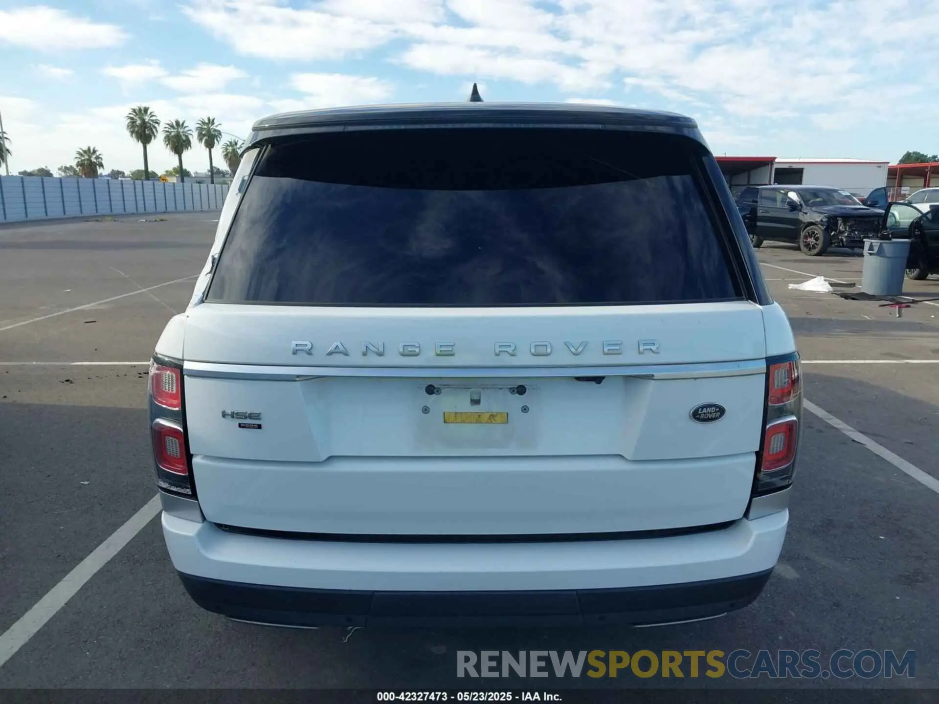 16 Photograph of a damaged car SALGS5SEXMA432828 LAND ROVER RANGE ROVER 2021