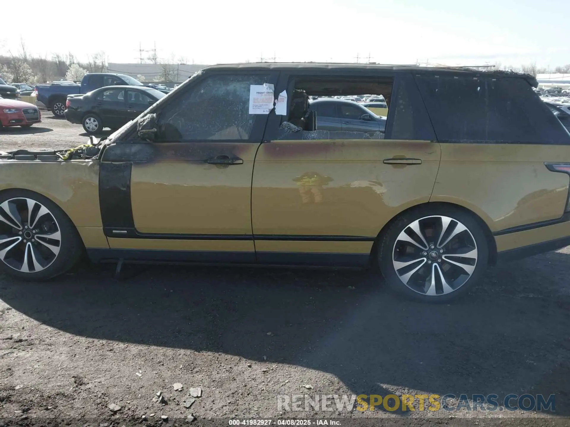 13 Photograph of a damaged car SALGU5SE9MA433642 LAND ROVER RANGE ROVER 2021