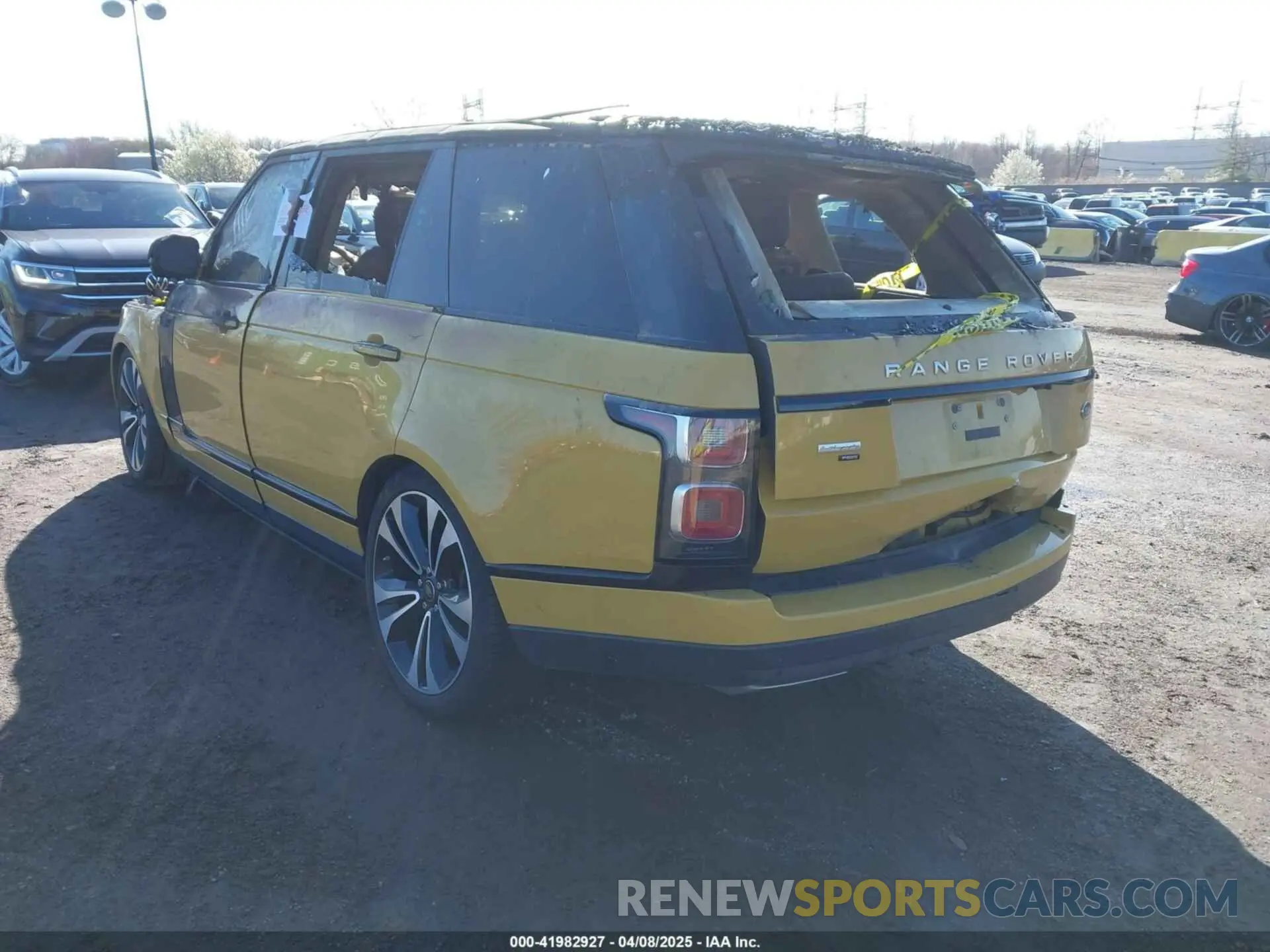 3 Photograph of a damaged car SALGU5SE9MA433642 LAND ROVER RANGE ROVER 2021