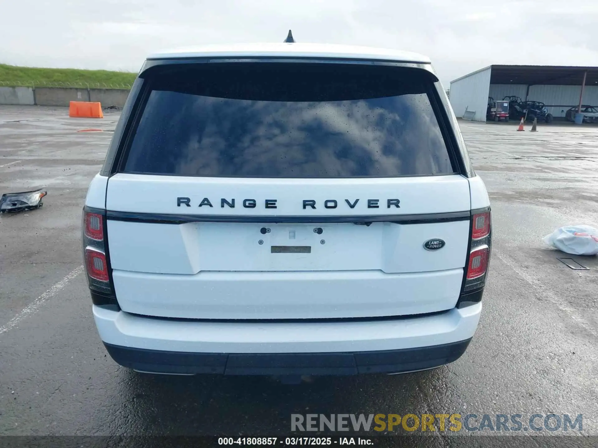16 Photograph of a damaged car SALGS2RU0NA464488 LAND ROVER RANGE ROVER 2022