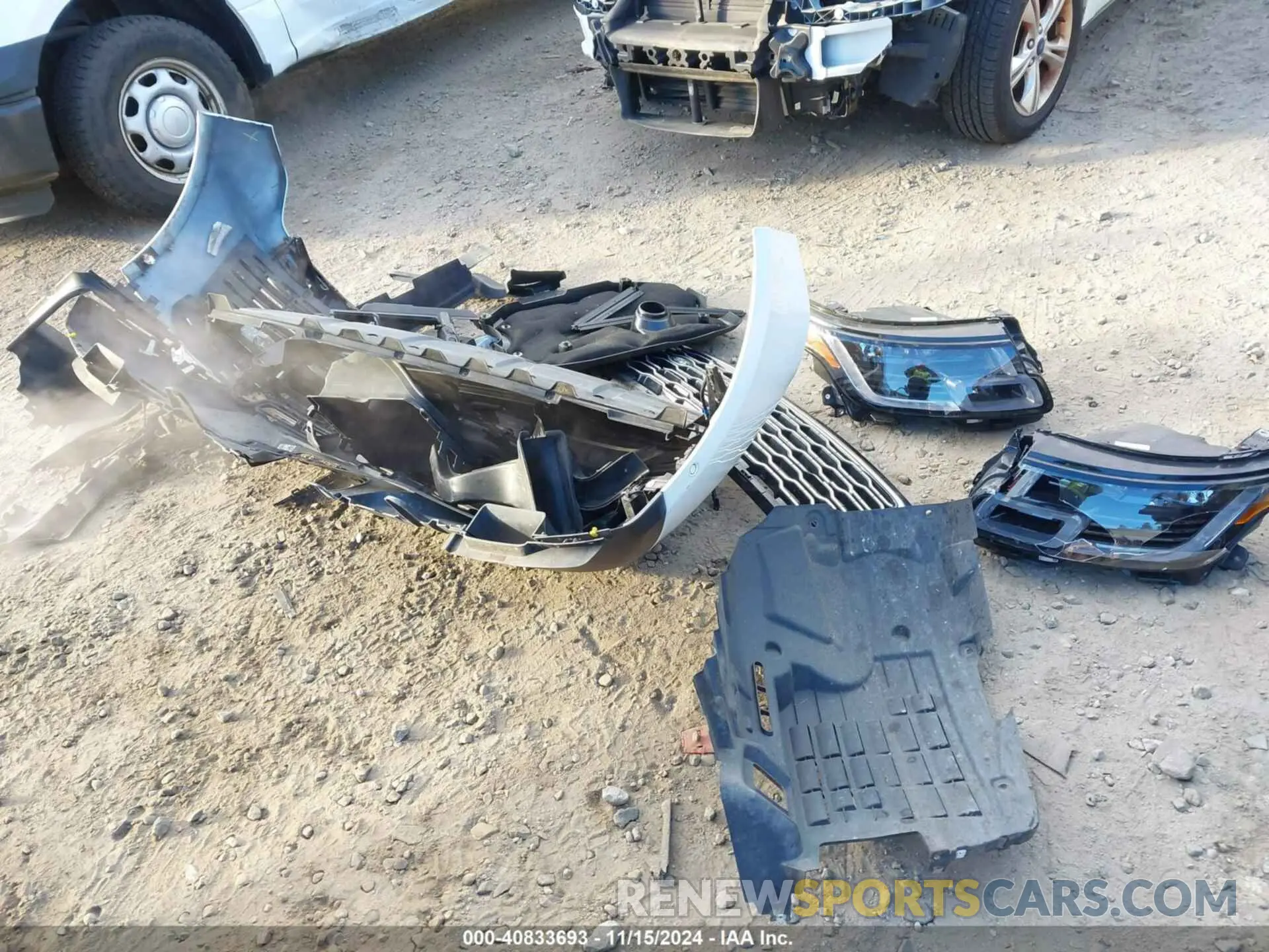 12 Photograph of a damaged car SALGS2RU9NA464652 LAND ROVER RANGE ROVER 2022