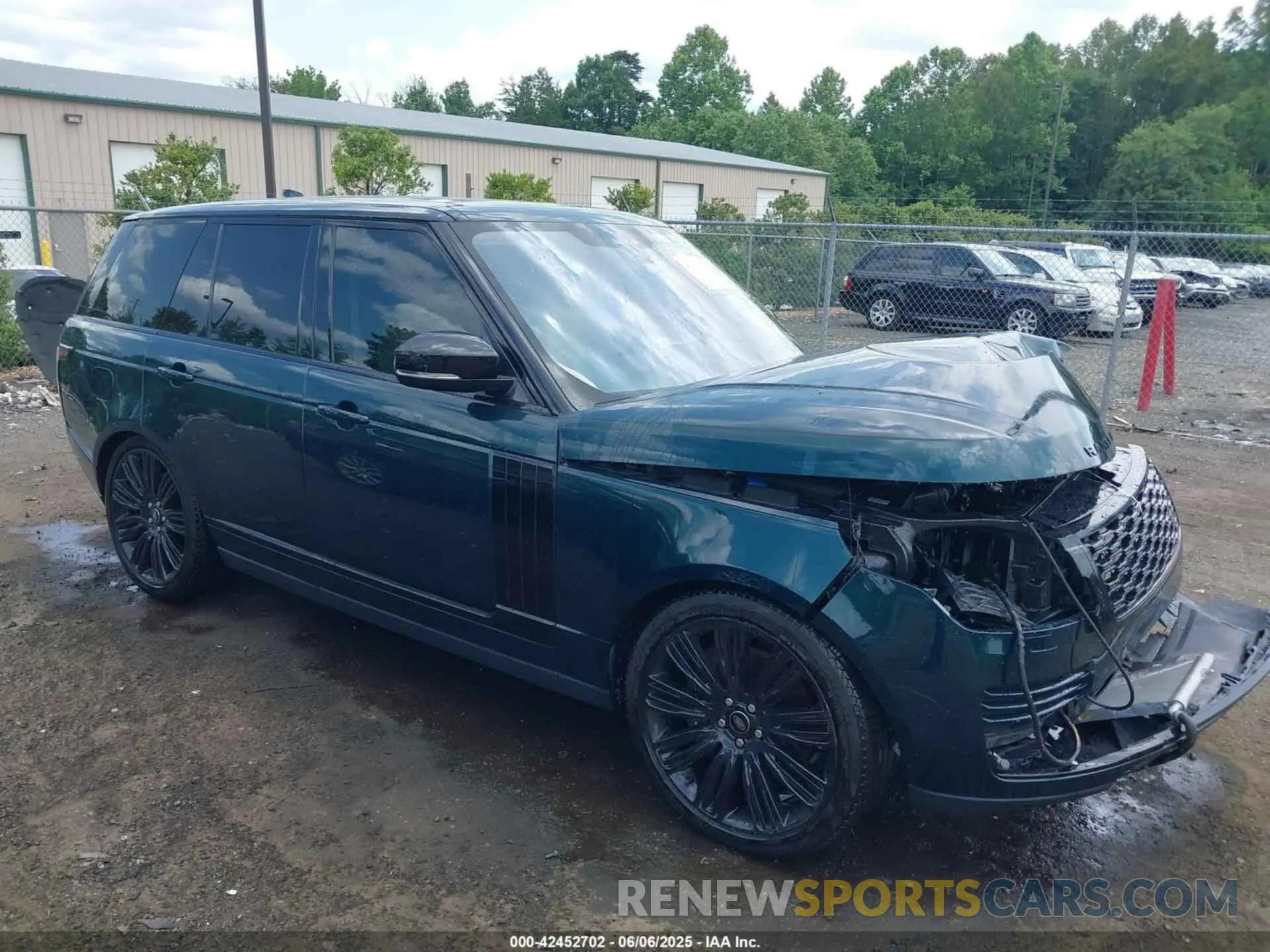 1 Photograph of a damaged car SALGS2SE1NA469668 LAND ROVER RANGE ROVER 2022