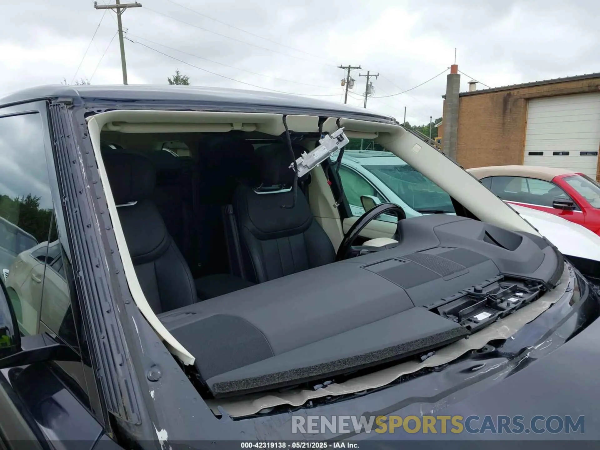 6 Photograph of a damaged car SALK1BE74PA021891 LAND ROVER RANGE ROVER 2023