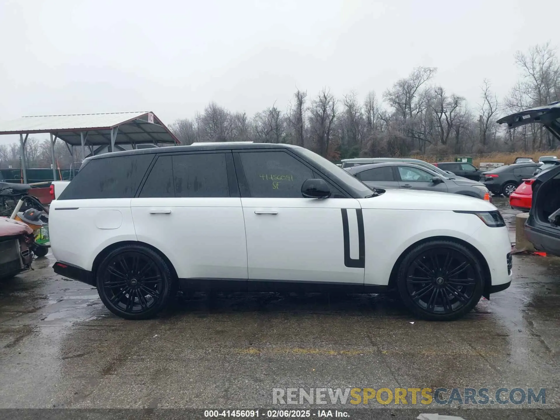 13 Photograph of a damaged car SALKP9FU3PA051508 LAND ROVER RANGE ROVER 2023