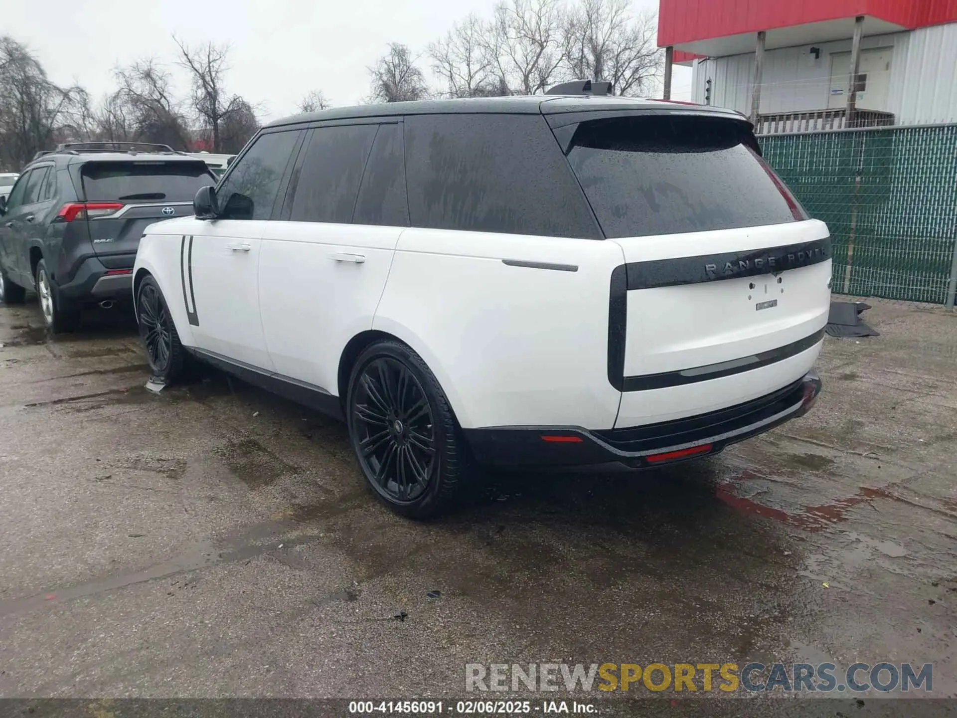 3 Photograph of a damaged car SALKP9FU3PA051508 LAND ROVER RANGE ROVER 2023