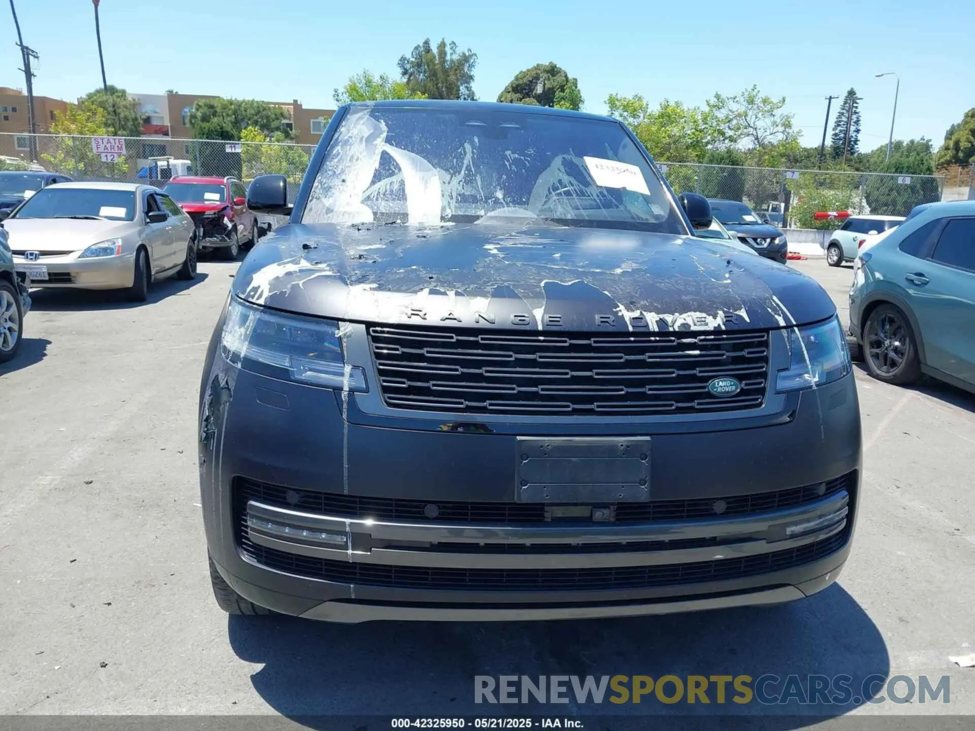 12 Photograph of a damaged car SALKPBE7XPA021523 LAND ROVER RANGE ROVER 2023