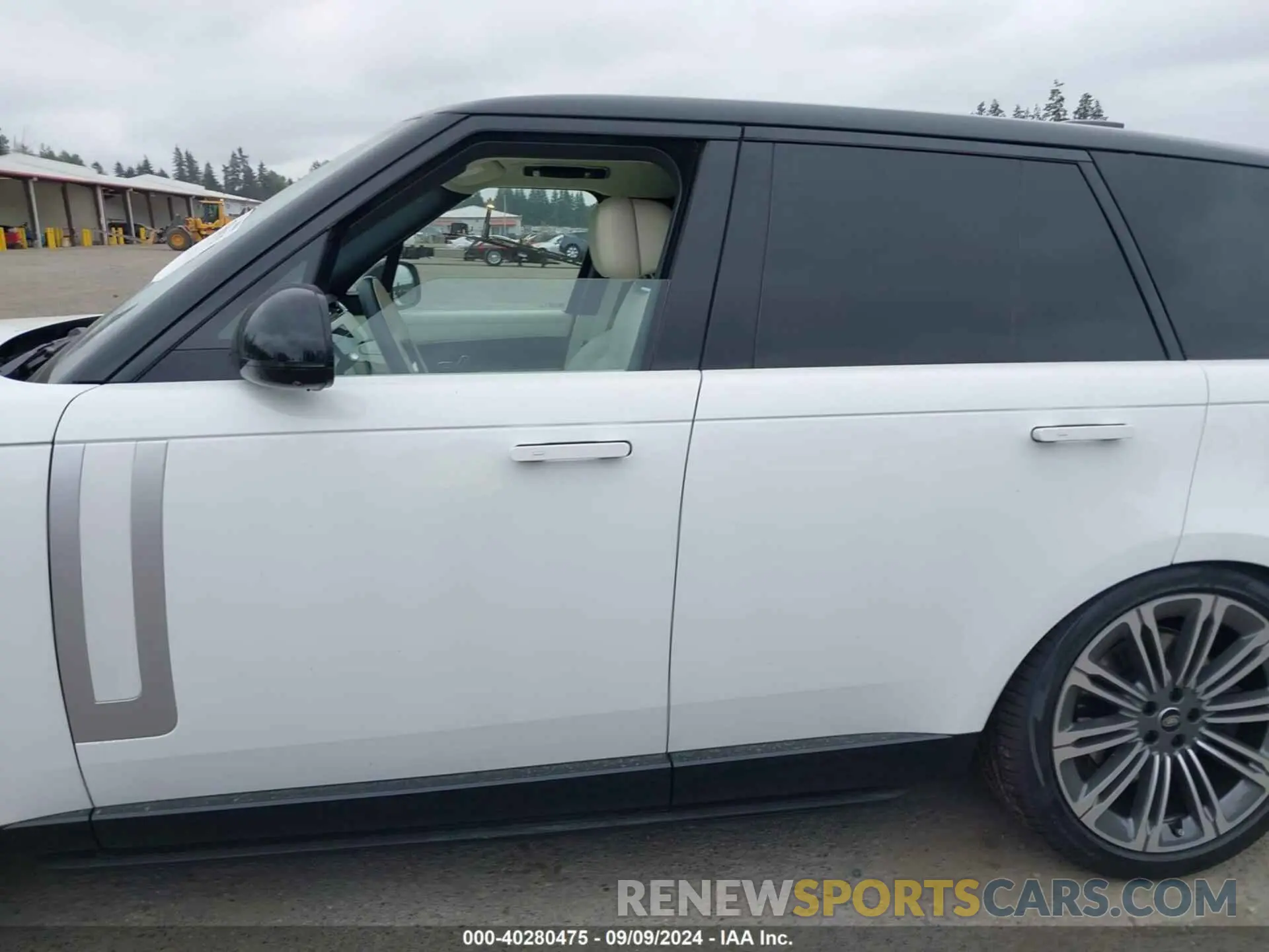 15 Photograph of a damaged car SALK19E96RA231390 LAND ROVER RANGE ROVER 2024