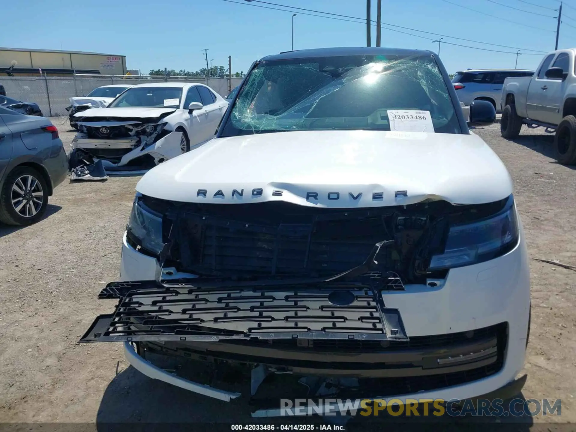 12 Photograph of a damaged car SALK1BE92RA209166 LAND ROVER RANGE ROVER 2024