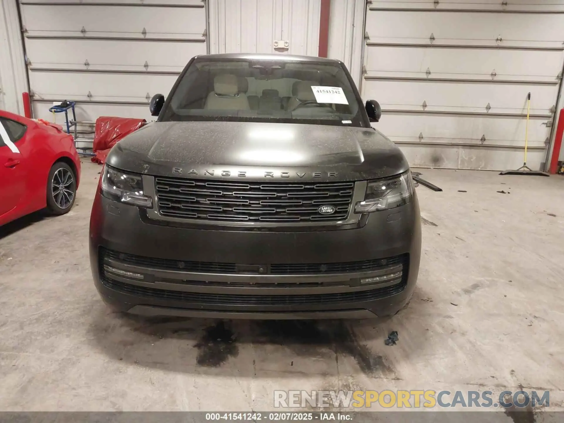 13 Photograph of a damaged car SALKP9FU0RA247585 LAND ROVER RANGE ROVER 2024