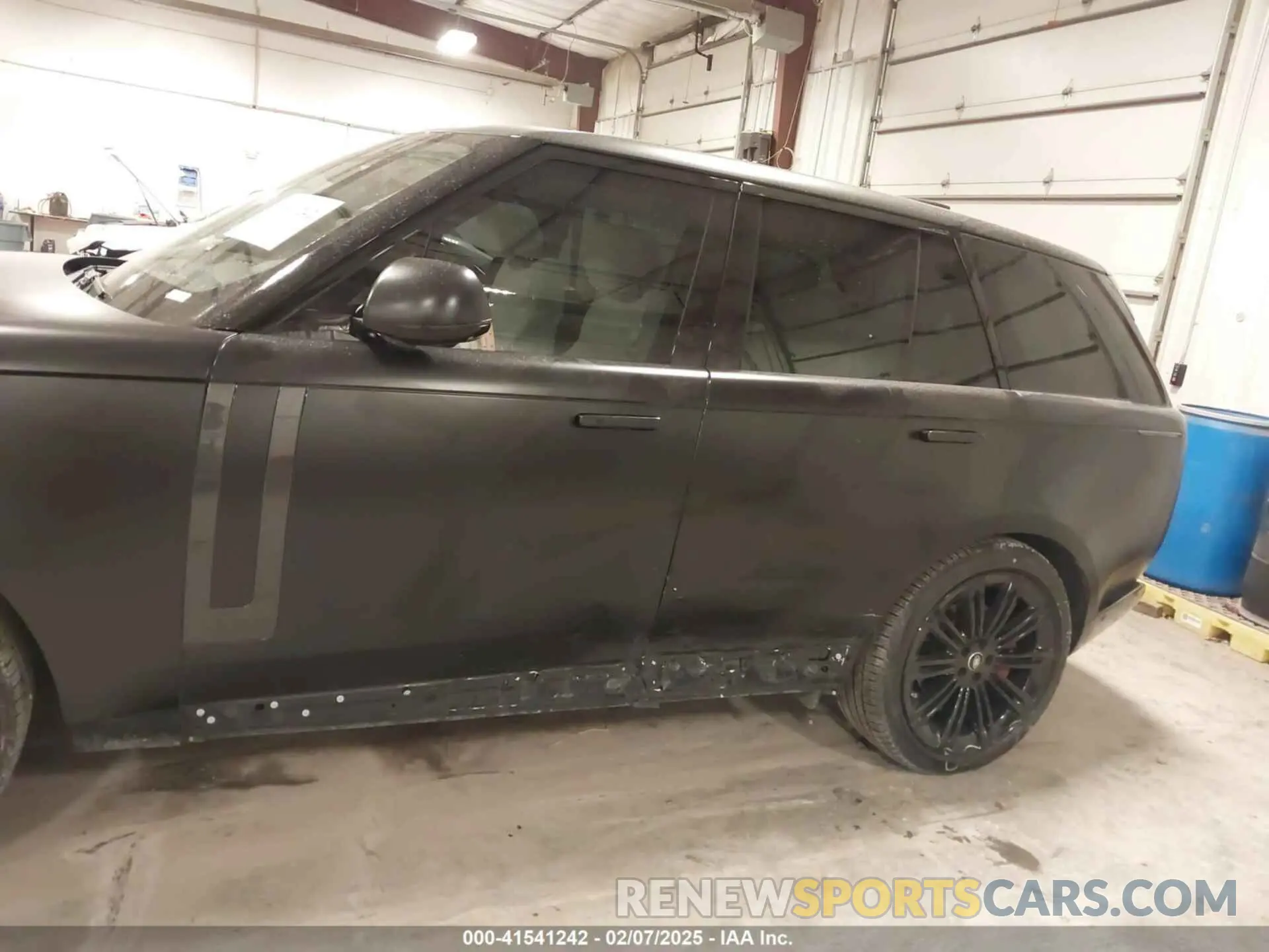 6 Photograph of a damaged car SALKP9FU0RA247585 LAND ROVER RANGE ROVER 2024