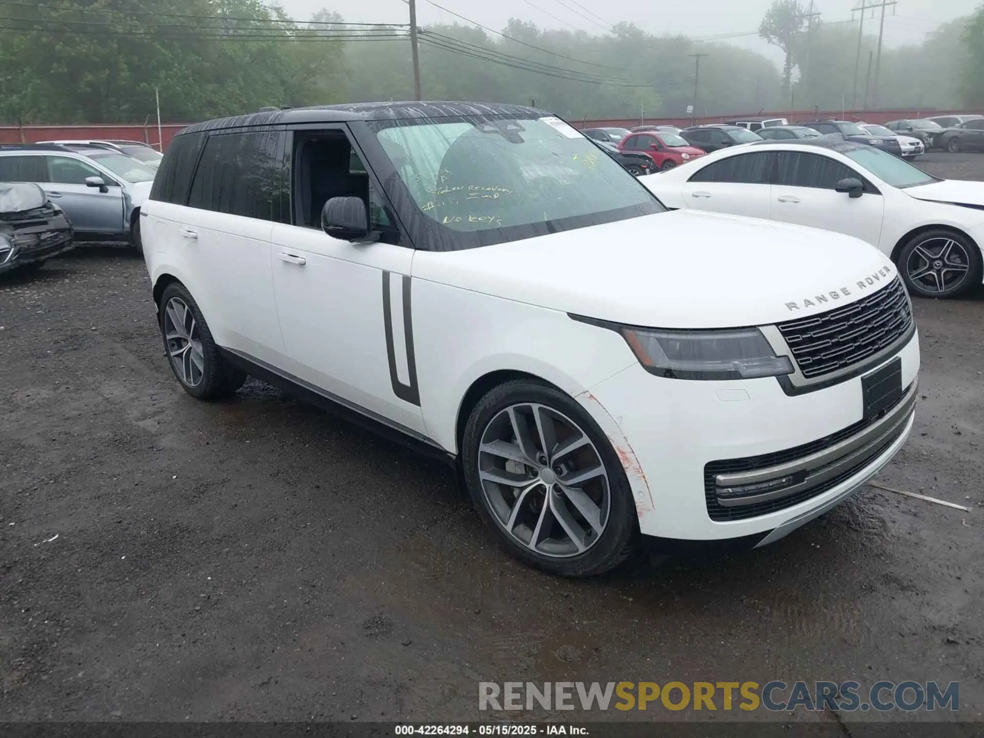 1 Photograph of a damaged car SALKPBE90RA217149 LAND ROVER RANGE ROVER 2024