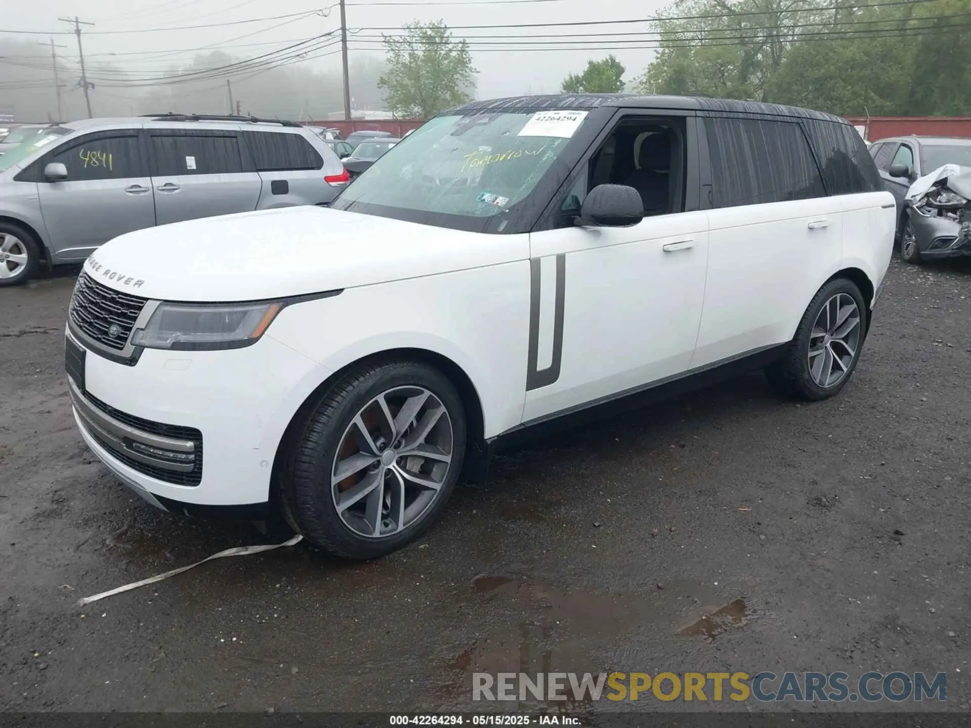 2 Photograph of a damaged car SALKPBE90RA217149 LAND ROVER RANGE ROVER 2024