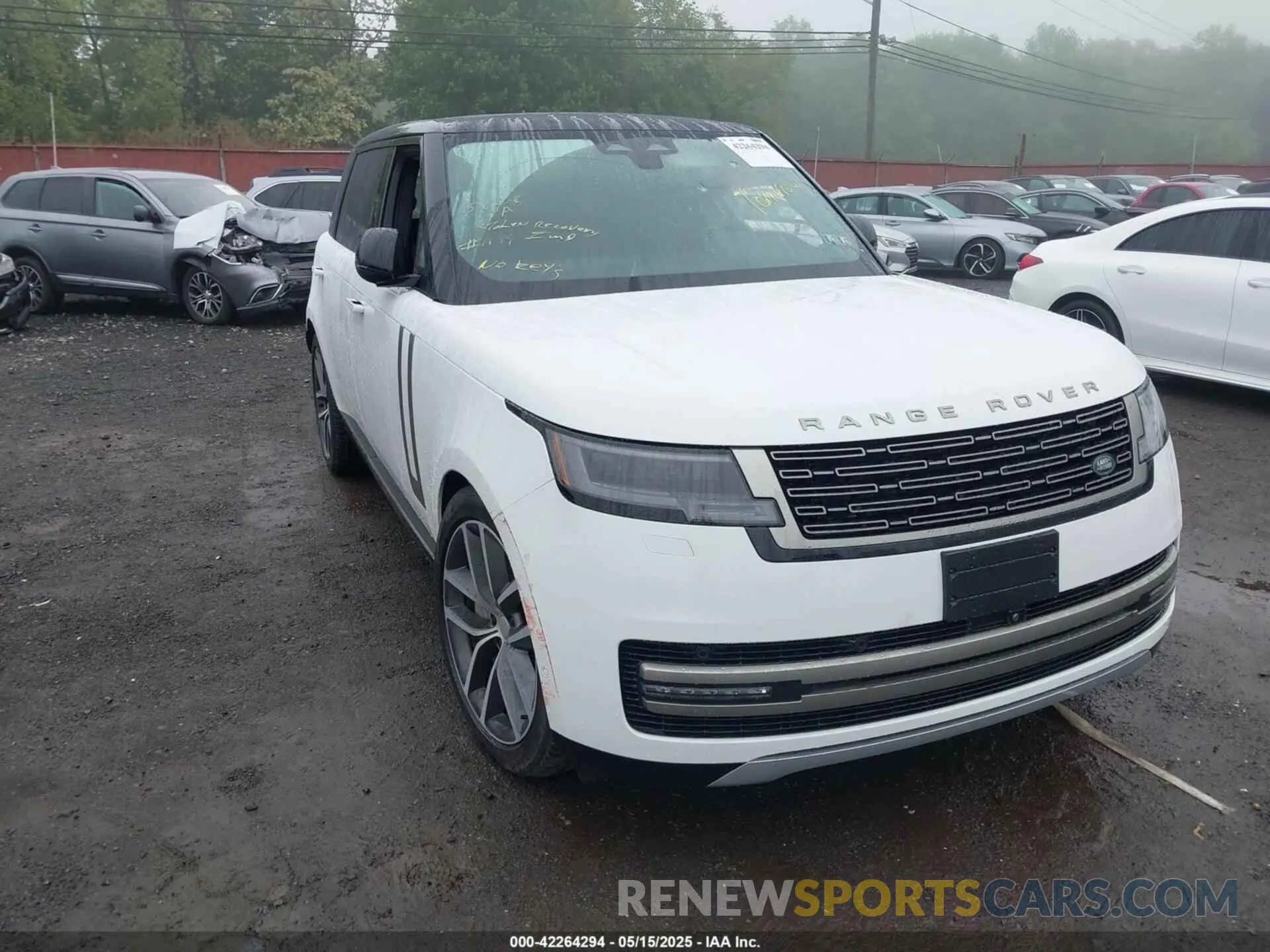 6 Photograph of a damaged car SALKPBE90RA217149 LAND ROVER RANGE ROVER 2024
