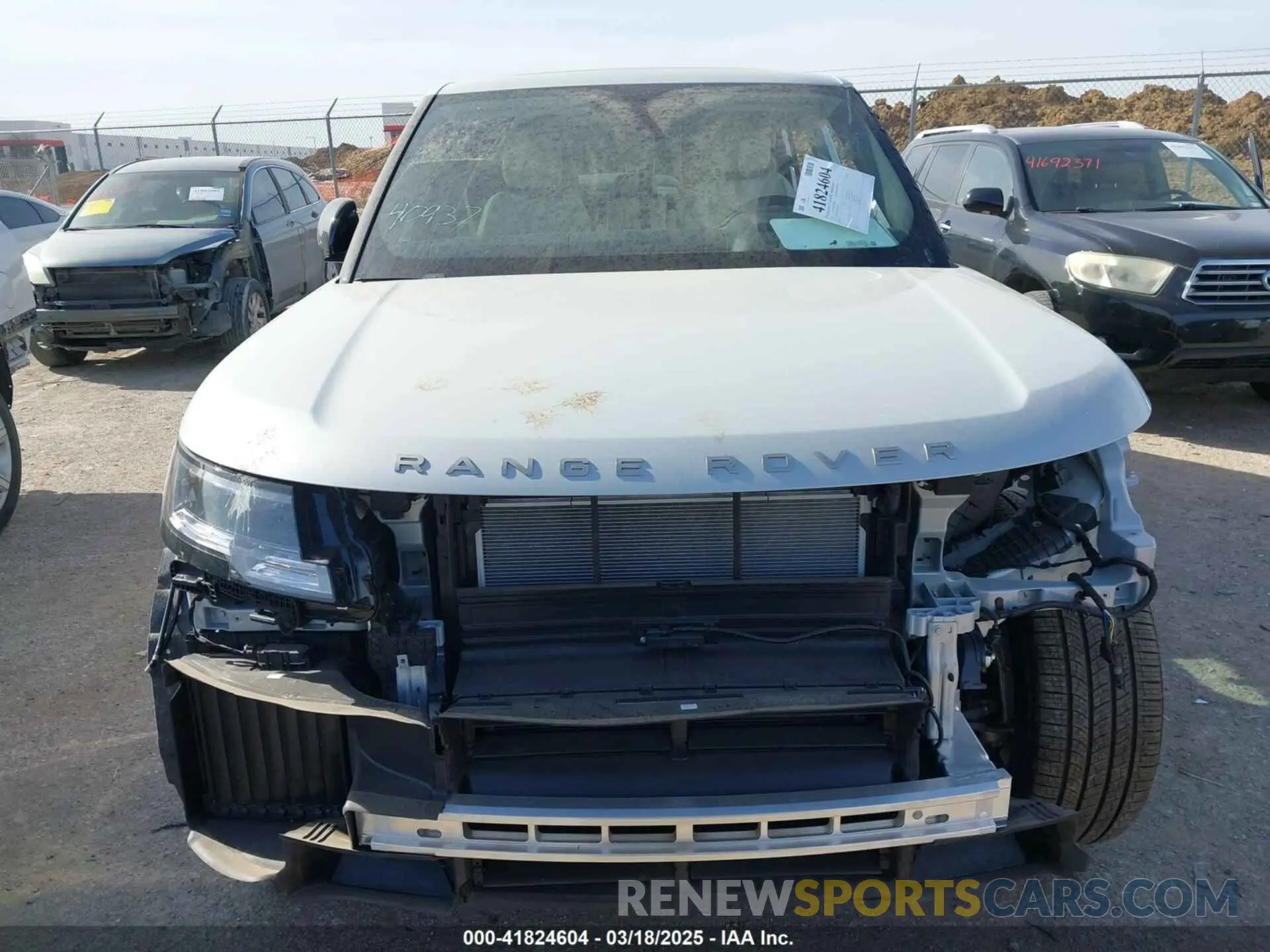 12 Photograph of a damaged car SALKP9E92SA276184 LAND ROVER RANGE ROVER 2025