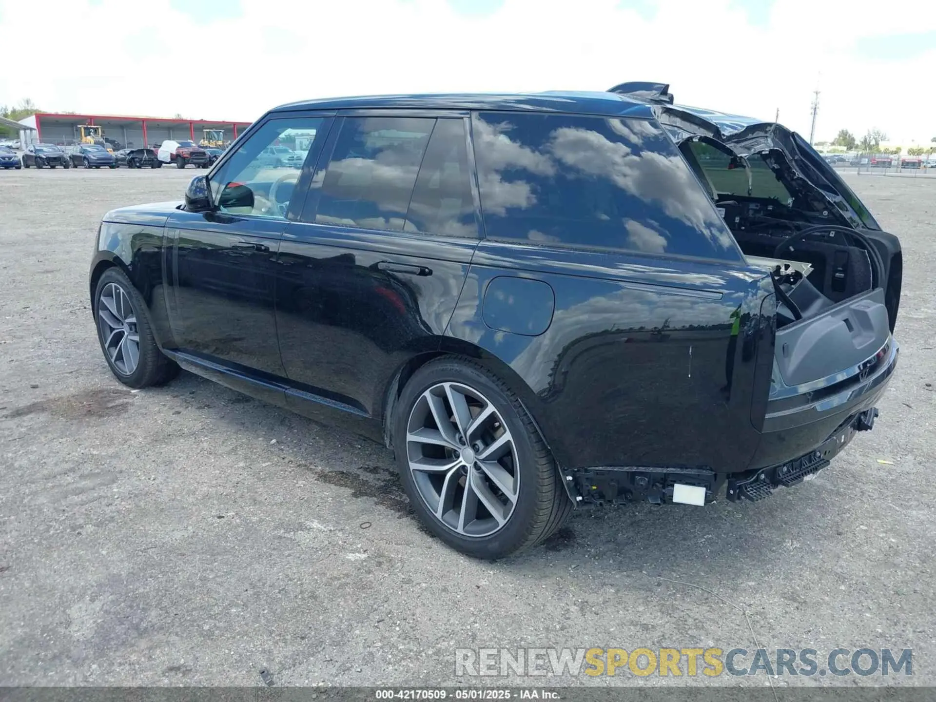 3 Photograph of a damaged car SALKP9F41SA262215 LAND ROVER RANGE ROVER 2025