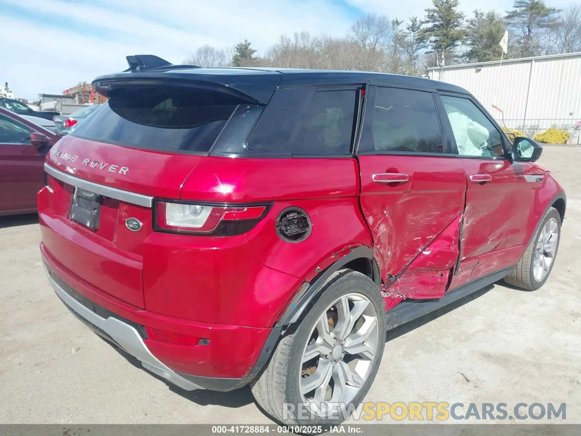 4 Photograph of a damaged car SALVE2SX7KH344113 LAND ROVER RANGE ROVER EVOQUE 2019