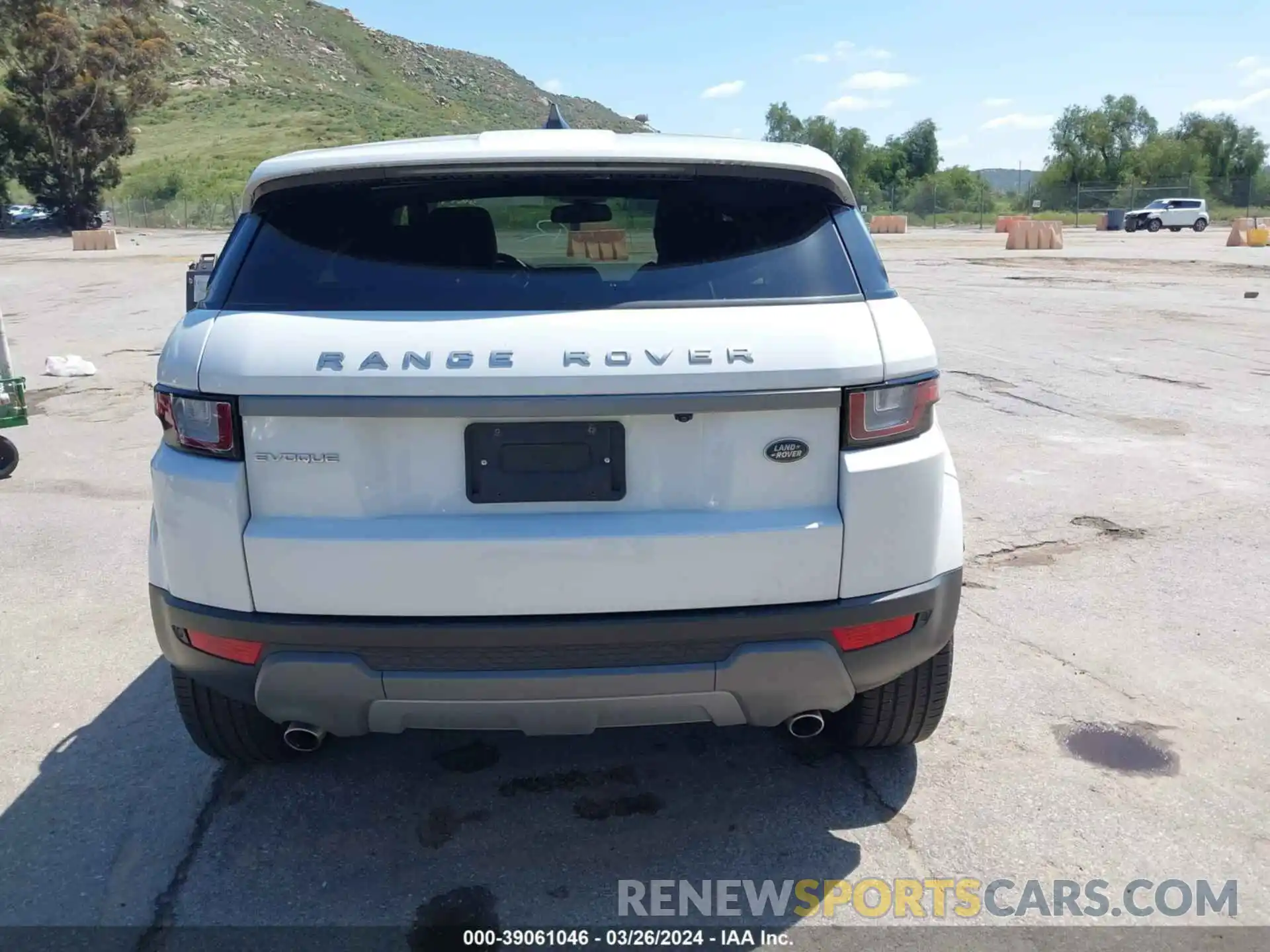 16 Photograph of a damaged car SALVP2RX4KH345199 LAND ROVER RANGE ROVER EVOQUE 2019