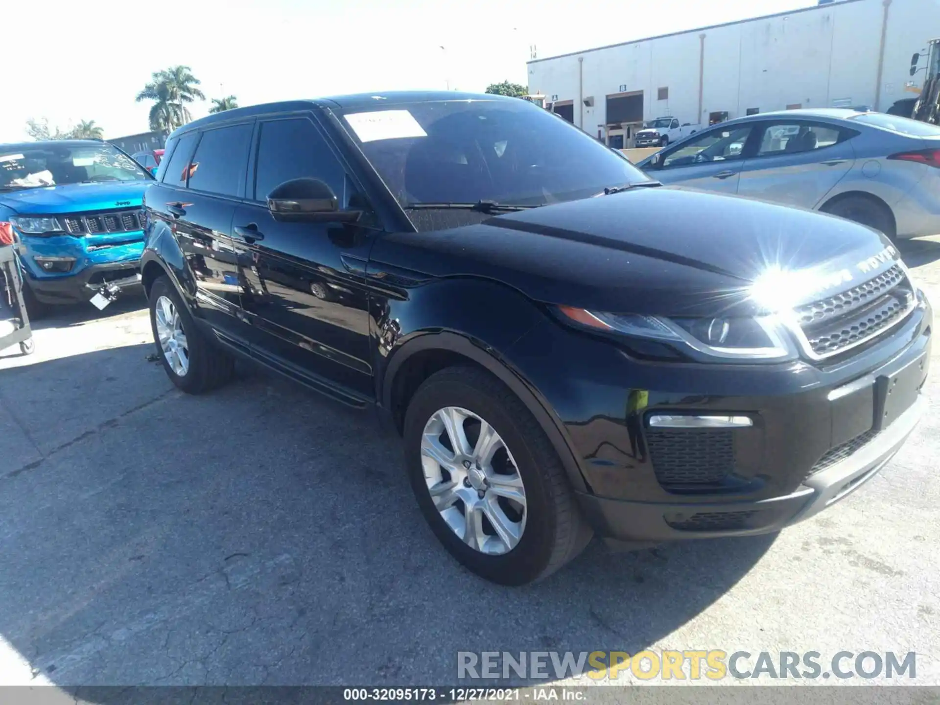 1 Photograph of a damaged car SALVP2RX5KH347091 LAND ROVER RANGE ROVER EVOQUE 2019