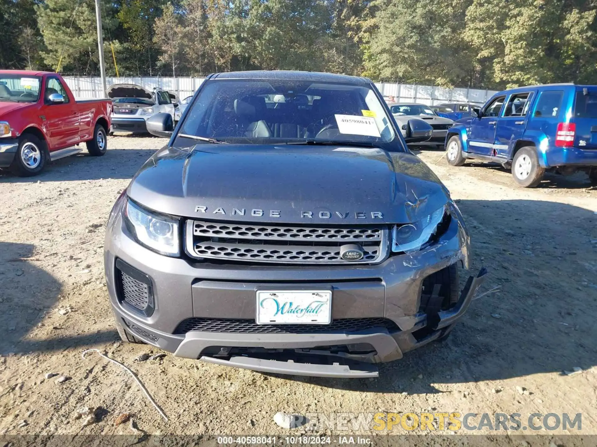 13 Photograph of a damaged car SALVP2RX7KH342121 LAND ROVER RANGE ROVER EVOQUE 2019