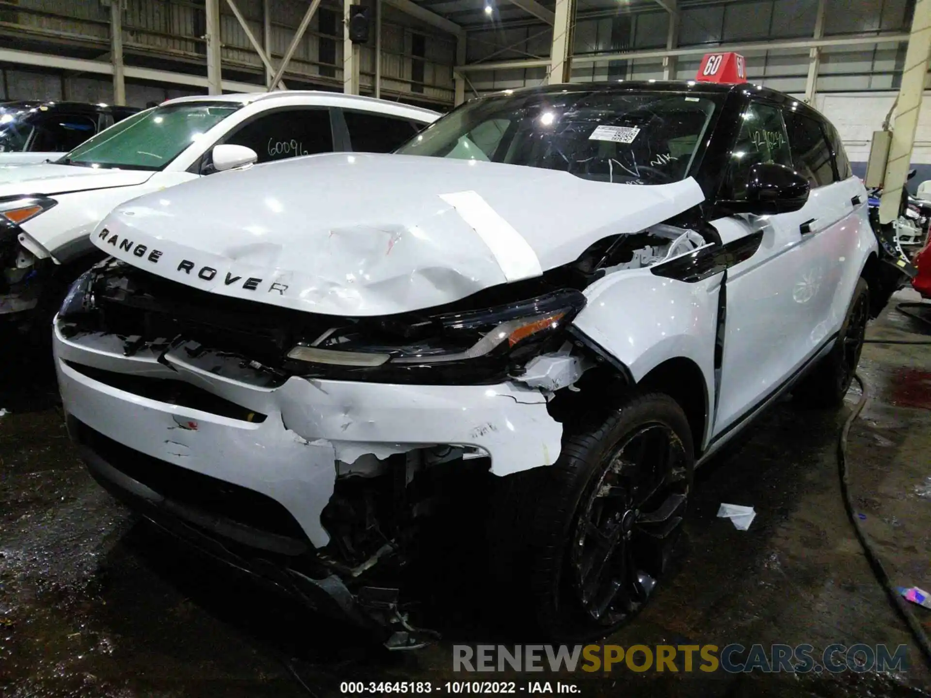 2 Photograph of a damaged car 00LZP2FX4LH112415 LAND ROVER RANGE ROVER EVOQUE 2020