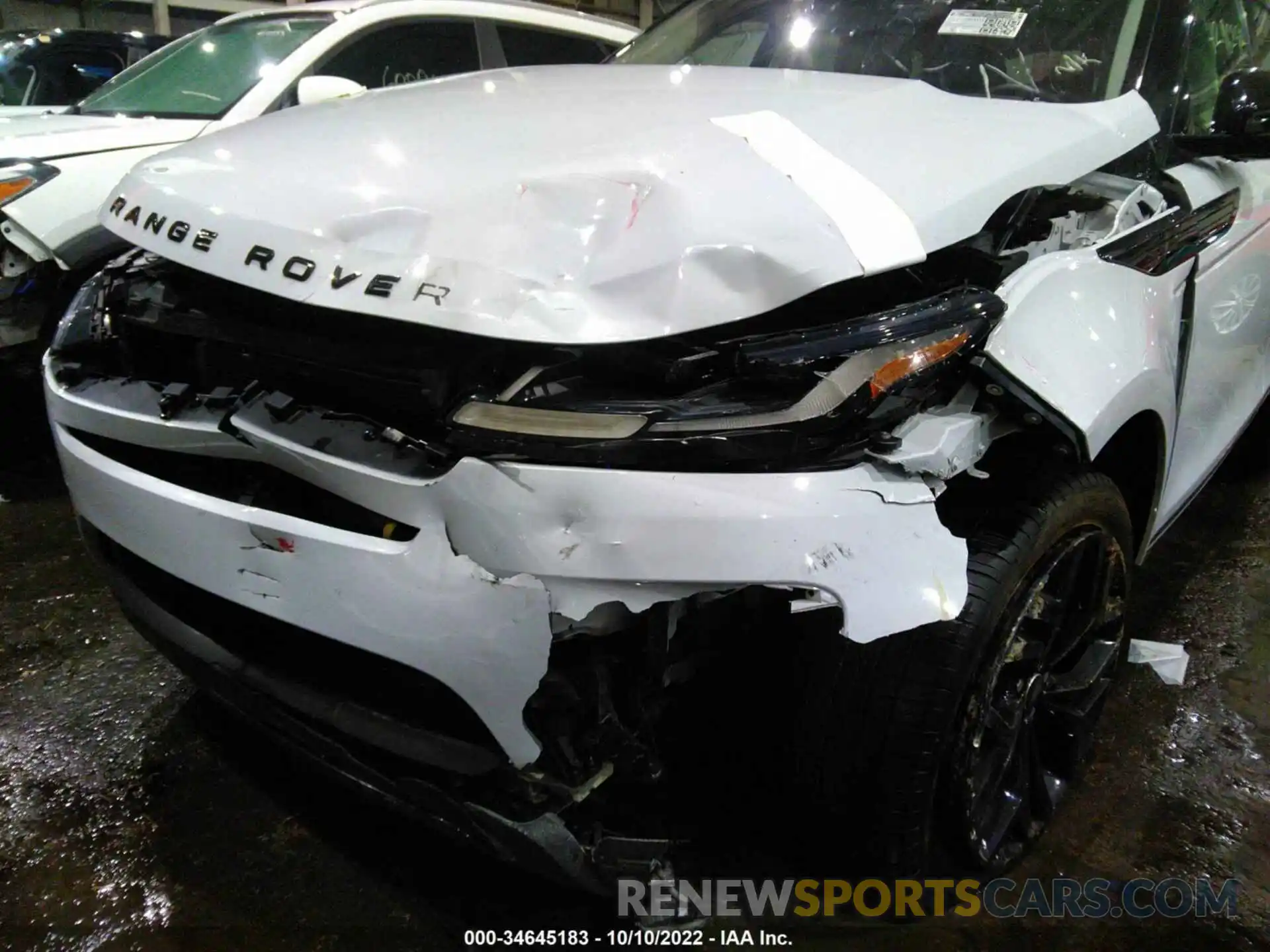 6 Photograph of a damaged car 00LZP2FX4LH112415 LAND ROVER RANGE ROVER EVOQUE 2020