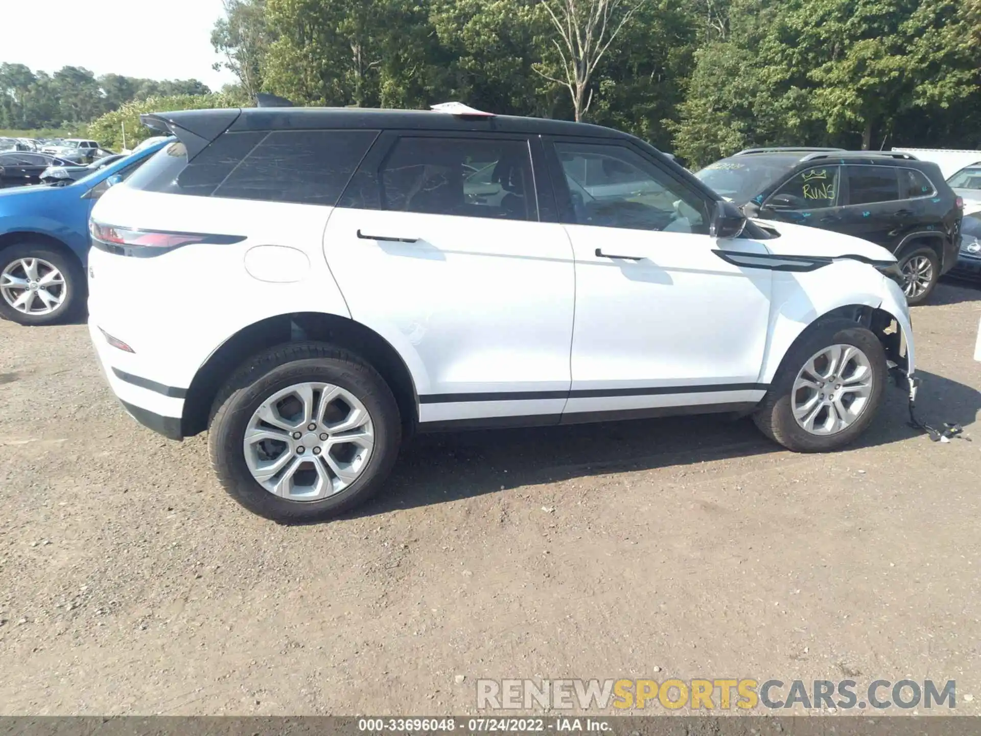 4 Photograph of a damaged car SALZJ2FX0LH005699 LAND ROVER RANGE ROVER EVOQUE 2020