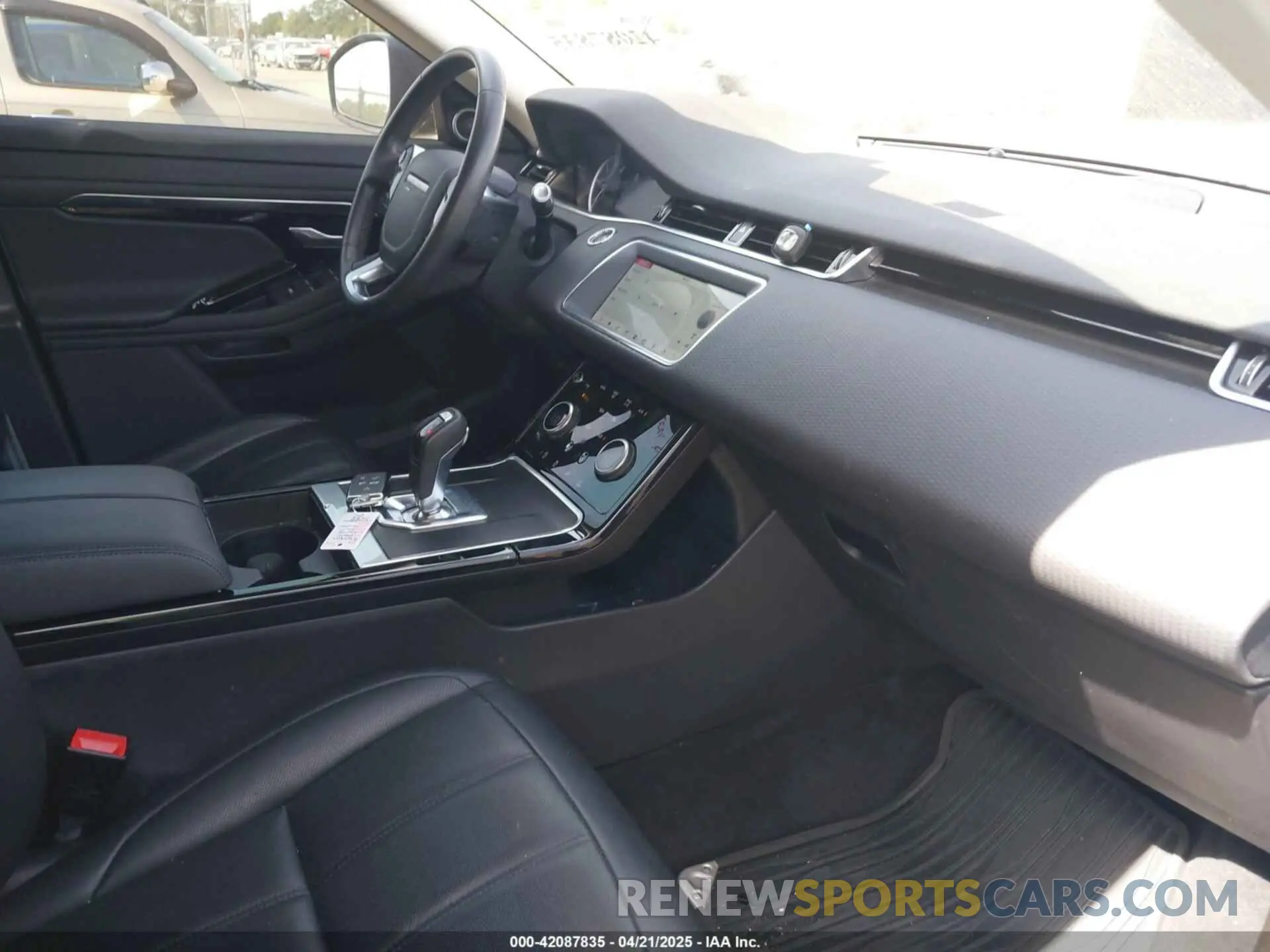 5 Photograph of a damaged car SALZJ2FX1LH090777 LAND ROVER RANGE ROVER EVOQUE 2020