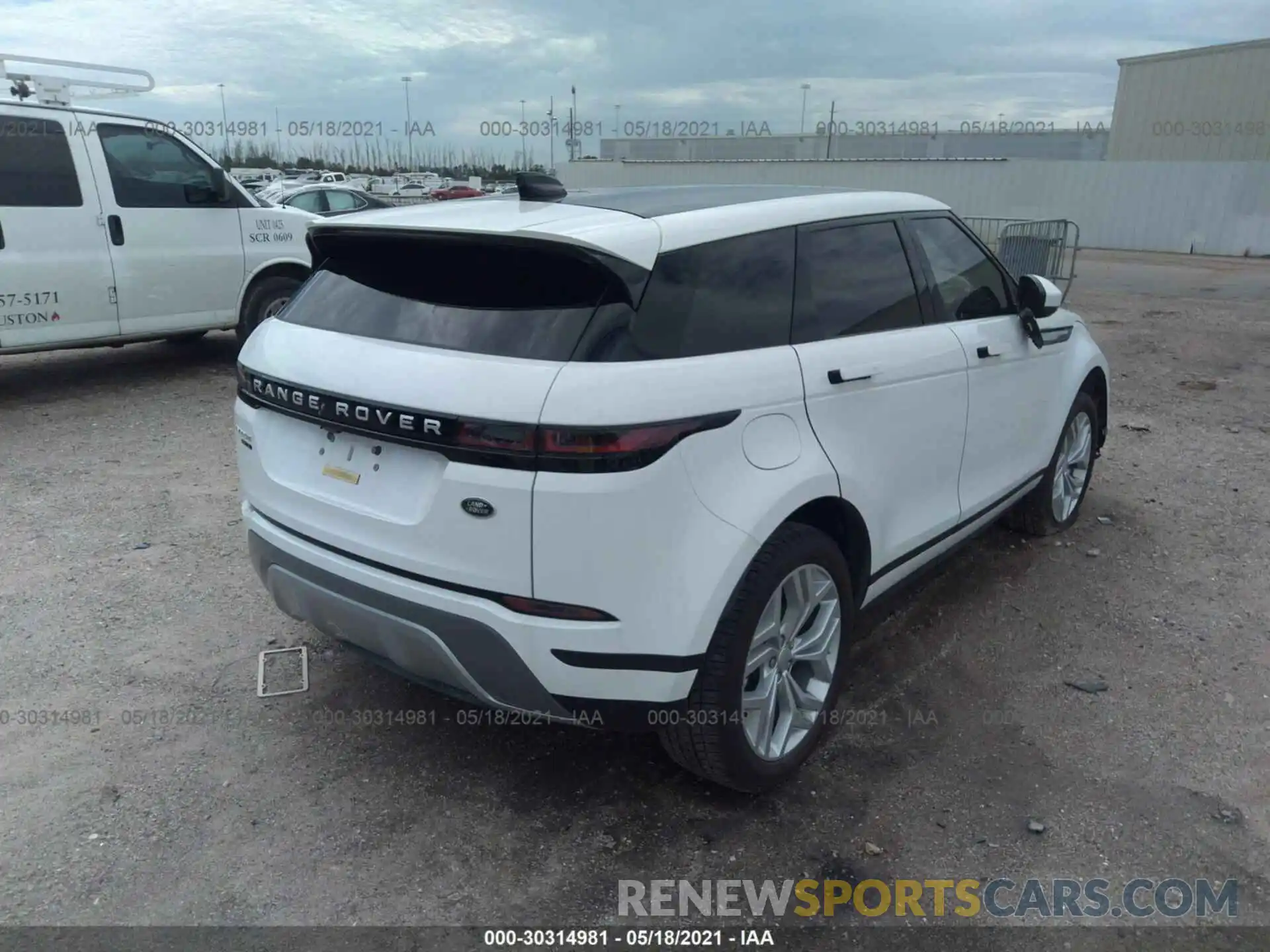 4 Photograph of a damaged car SALZJ2FX1LH100711 LAND ROVER RANGE ROVER EVOQUE 2020