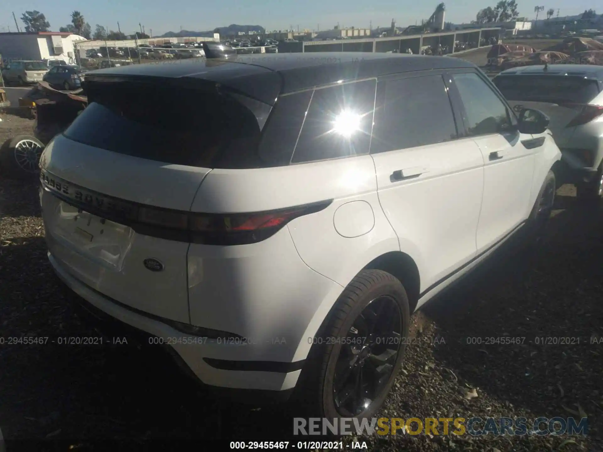 4 Photograph of a damaged car SALZJ2FX3LH031973 LAND ROVER RANGE ROVER EVOQUE 2020