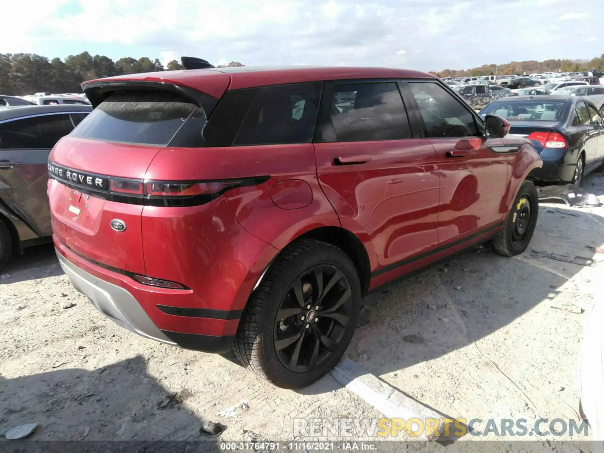 4 Photograph of a damaged car SALZJ2FX5LH038312 LAND ROVER RANGE ROVER EVOQUE 2020