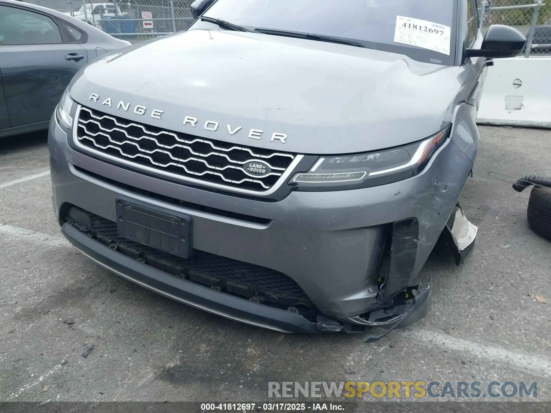 18 Photograph of a damaged car SALZJ2FX5LH068877 LAND ROVER RANGE ROVER EVOQUE 2020