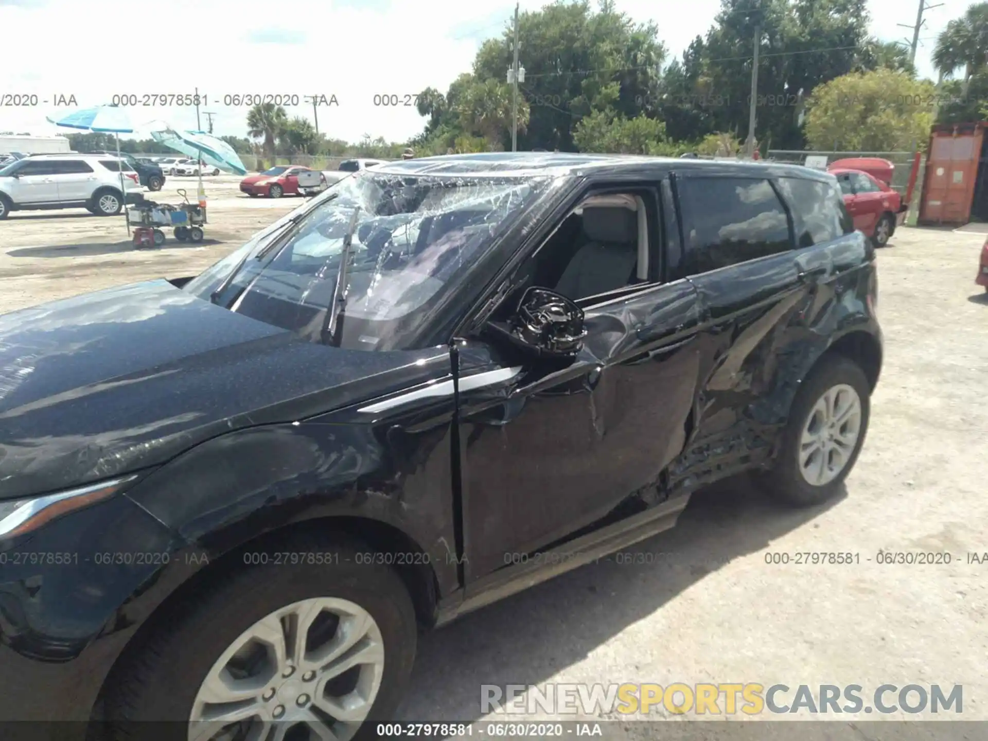 6 Photograph of a damaged car SALZJ2FX7LH042992 LAND ROVER RANGE ROVER EVOQUE 2020