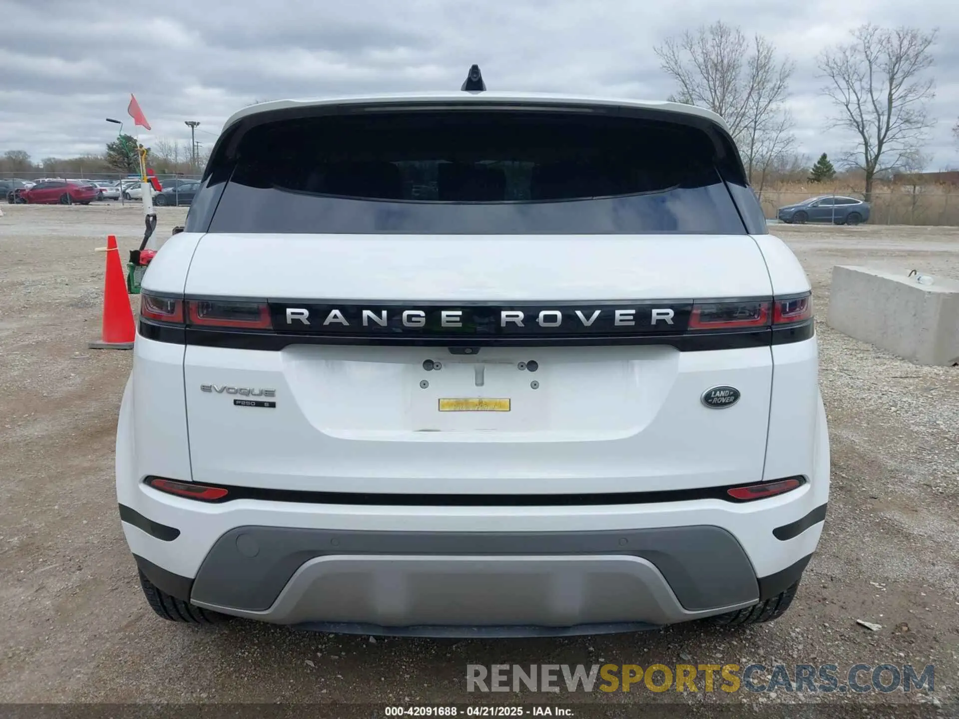 16 Photograph of a damaged car SALZJ2FX8LH060725 LAND ROVER RANGE ROVER EVOQUE 2020